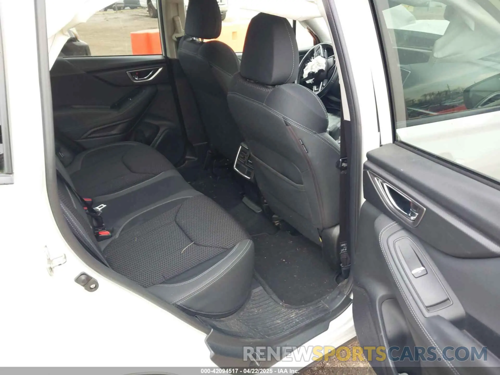 8 Photograph of a damaged car JF2SKAEC1KH447633 SUBARU FORESTER 2019