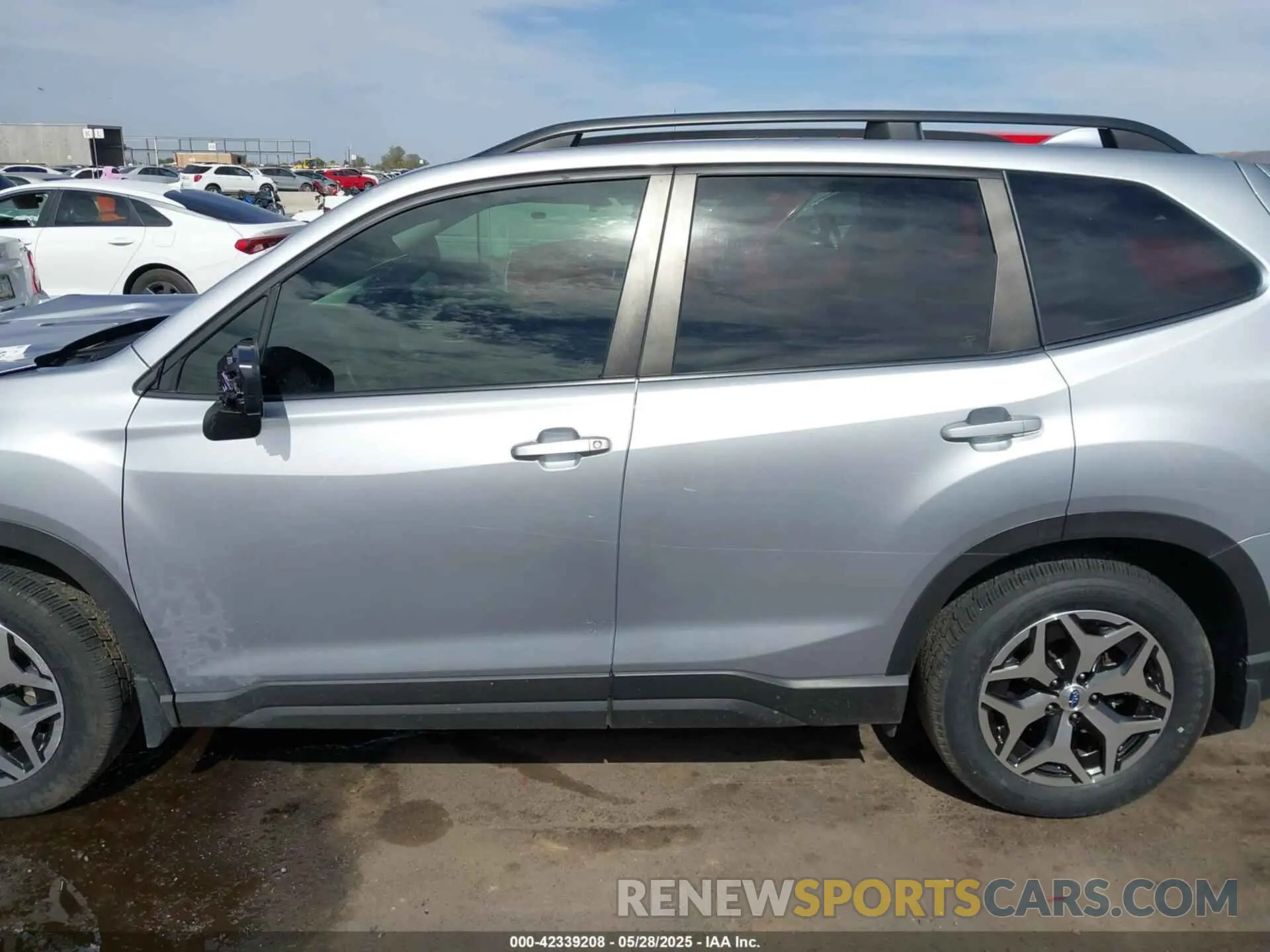 14 Photograph of a damaged car JF2SKAEC1KH451438 SUBARU FORESTER 2019