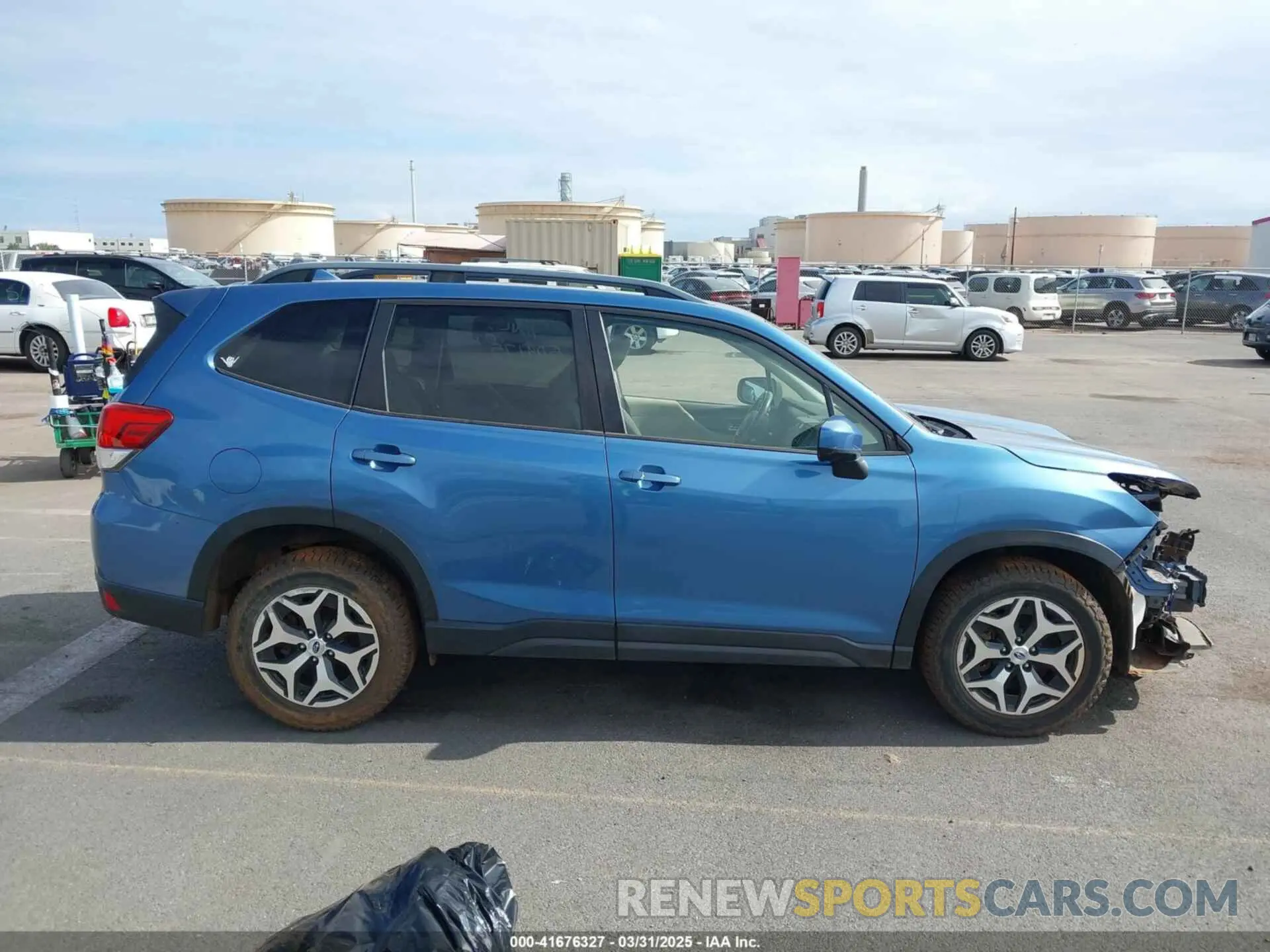 13 Photograph of a damaged car JF2SKAEC1KH509175 SUBARU FORESTER 2019