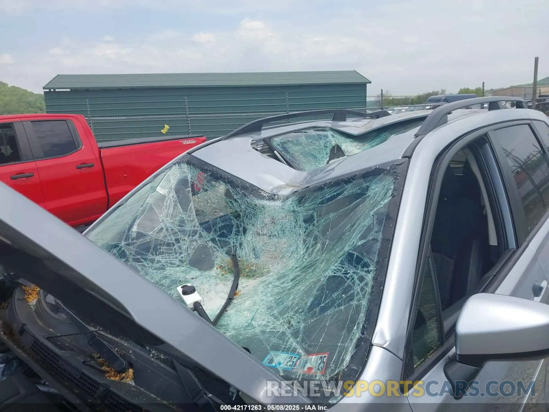 6 Photograph of a damaged car JF2SKAEC2KH525305 SUBARU FORESTER 2019