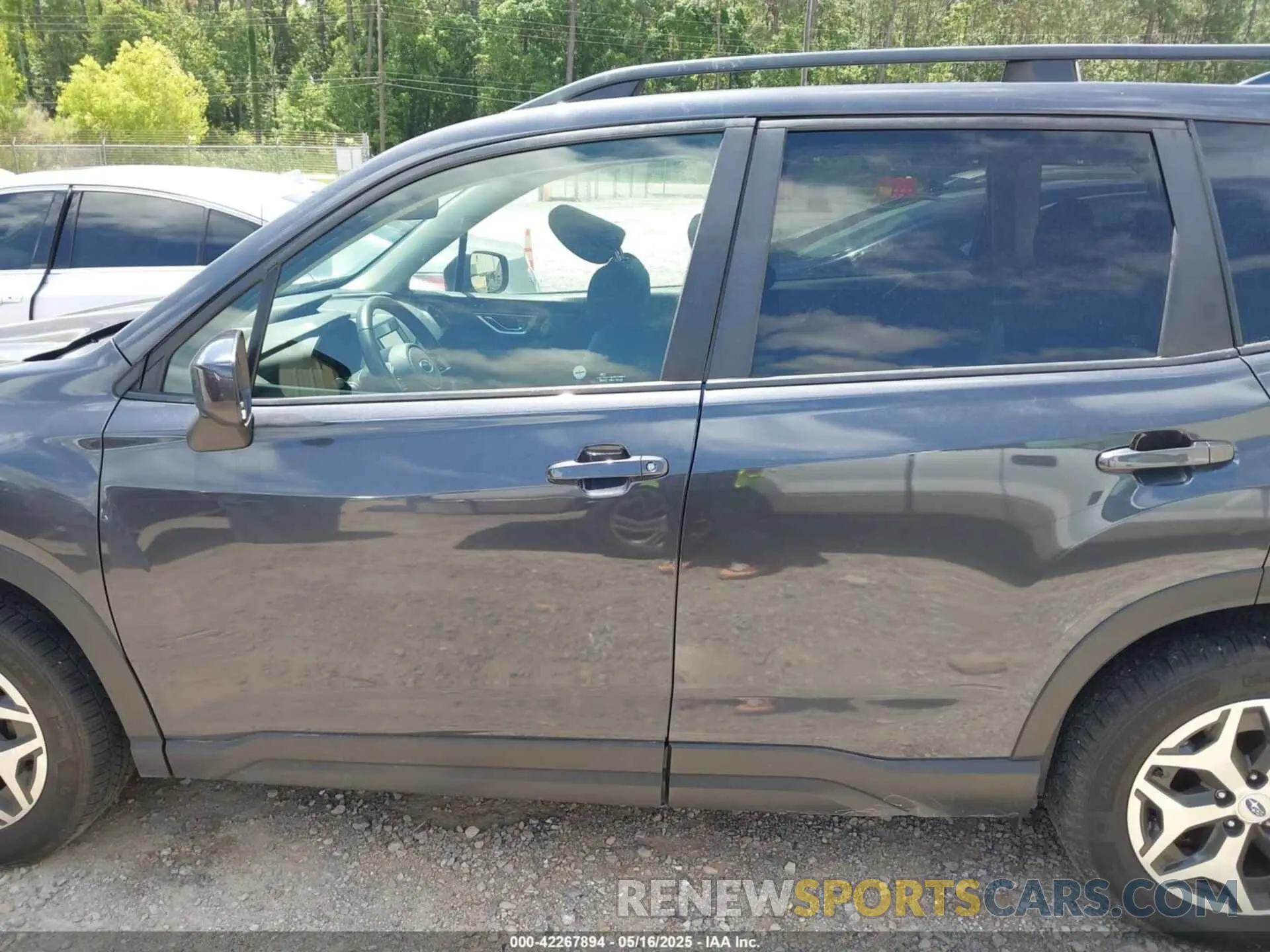 13 Photograph of a damaged car JF2SKAEC3KH544056 SUBARU FORESTER 2019