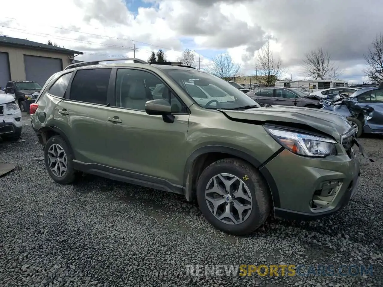 4 Photograph of a damaged car JF2SKAEC3KH589384 SUBARU FORESTER 2019