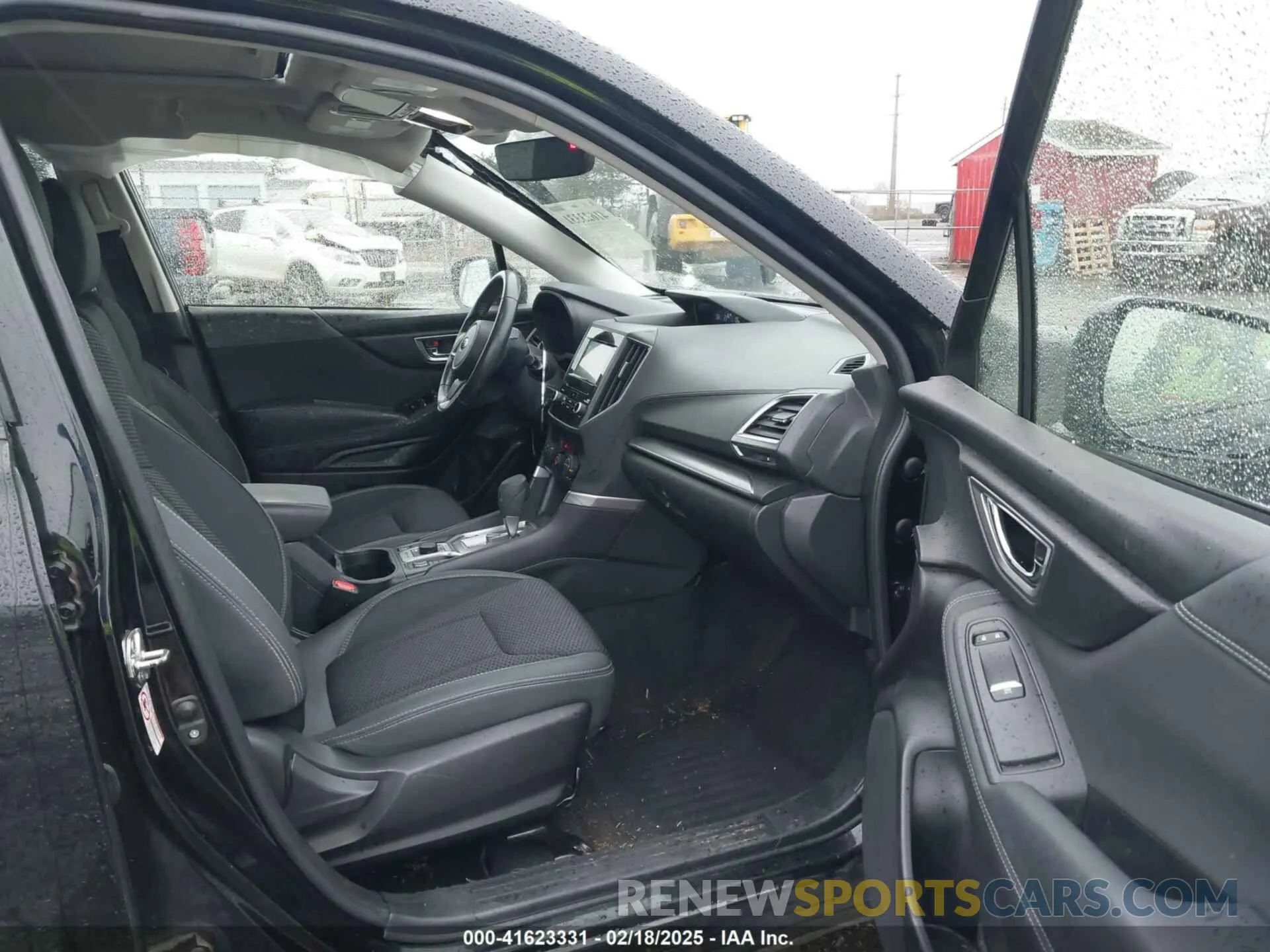 5 Photograph of a damaged car JF2SKAEC6KH551325 SUBARU FORESTER 2019