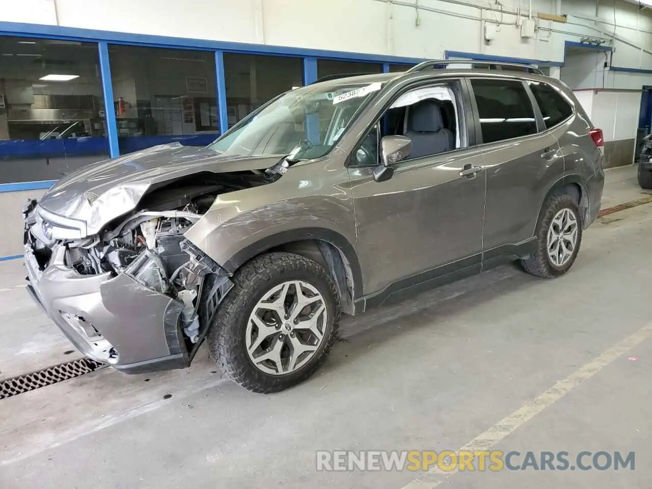 1 Photograph of a damaged car JF2SKAEC8KH530430 SUBARU FORESTER 2019
