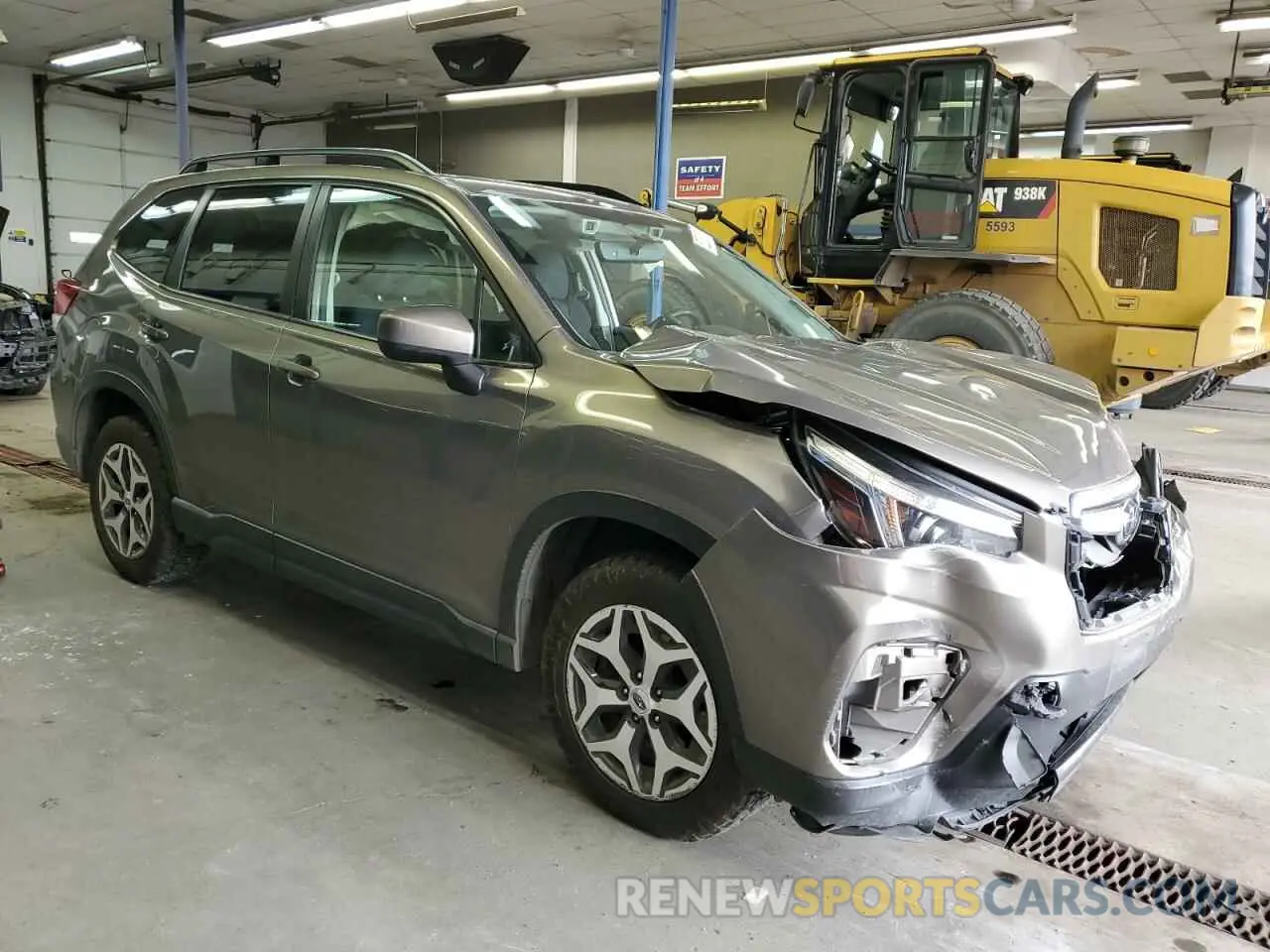 4 Photograph of a damaged car JF2SKAEC8KH530430 SUBARU FORESTER 2019