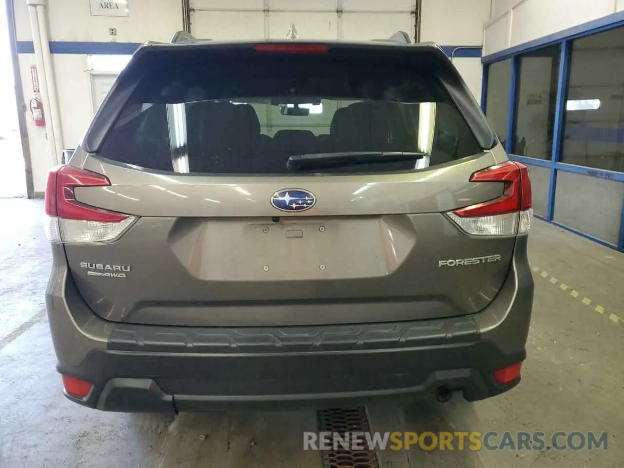 6 Photograph of a damaged car JF2SKAEC8KH530430 SUBARU FORESTER 2019