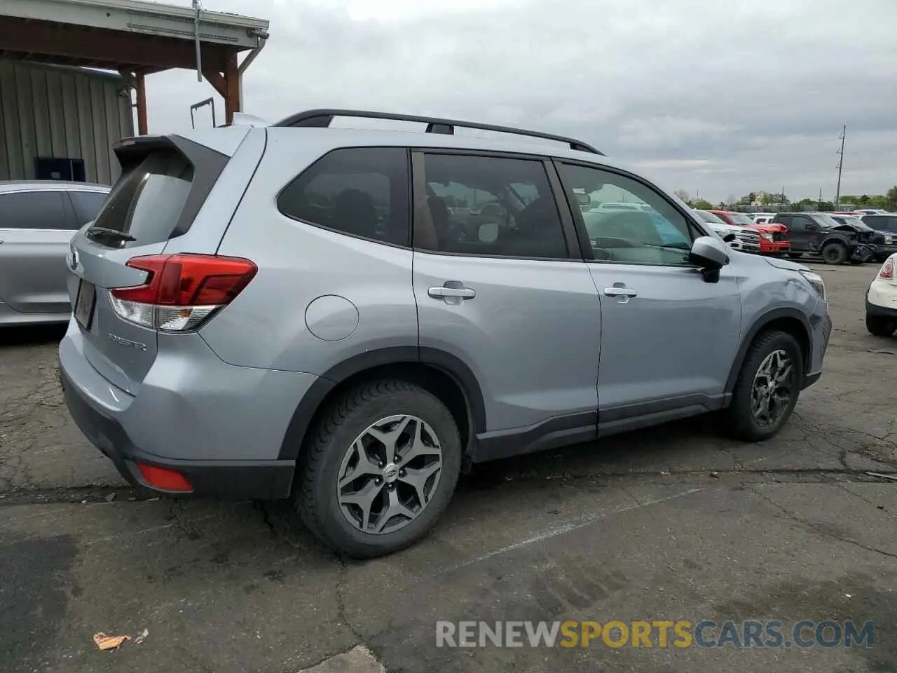 3 Photograph of a damaged car JF2SKAECXKH526573 SUBARU FORESTER 2019