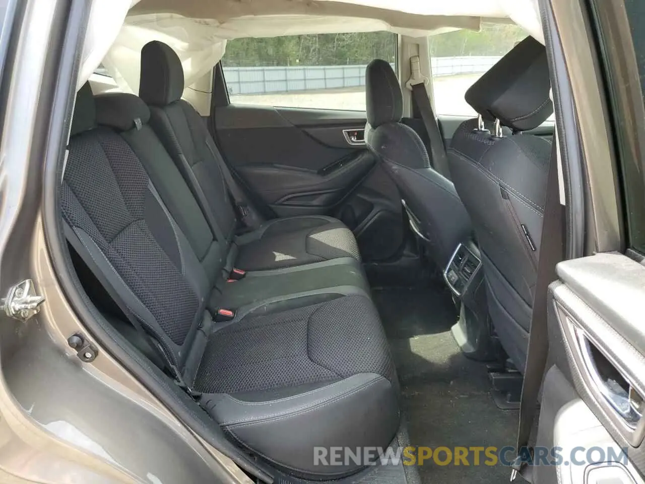 10 Photograph of a damaged car JF2SKAGC0KH406181 SUBARU FORESTER 2019
