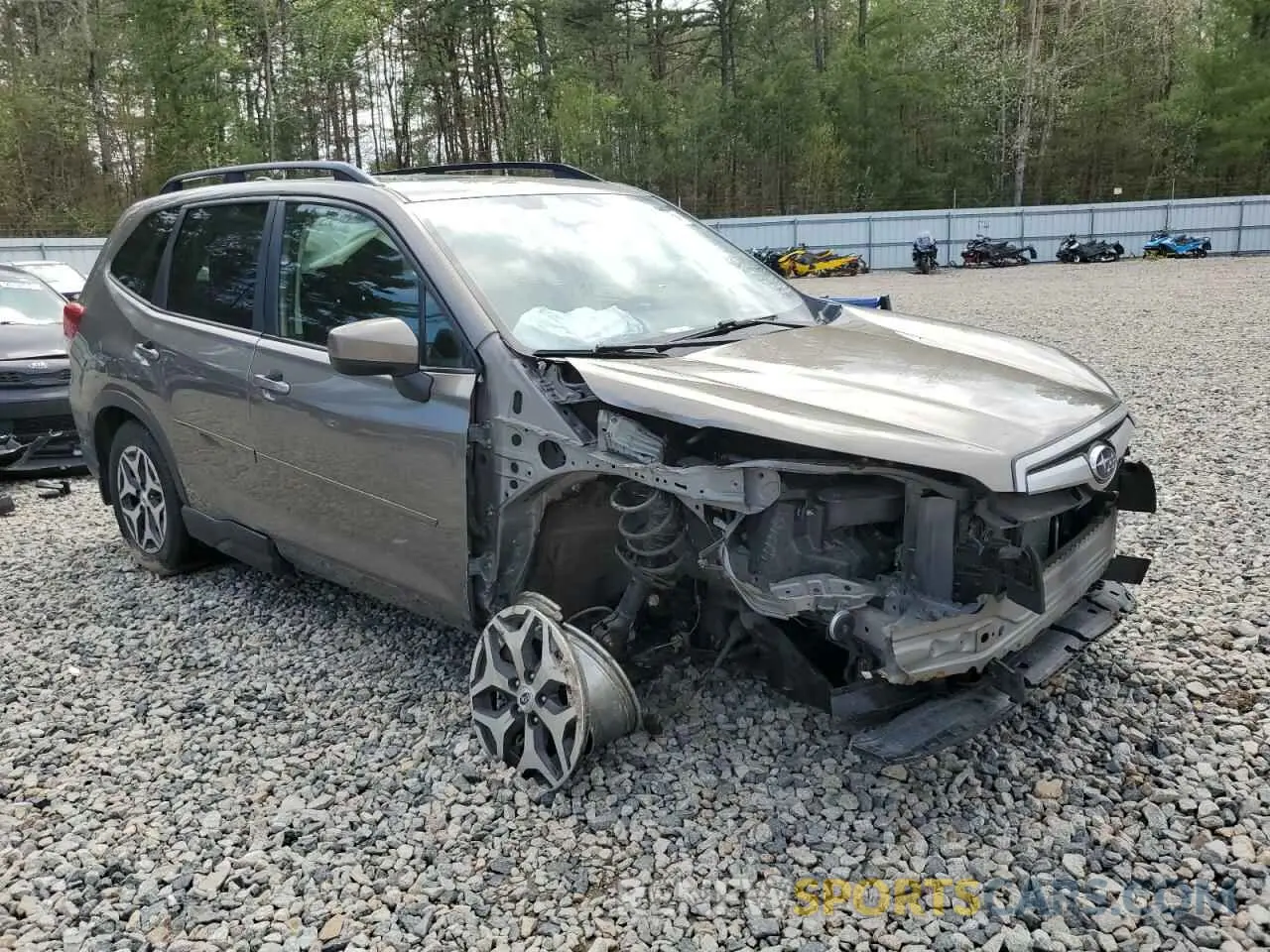 4 Photograph of a damaged car JF2SKAGC0KH406181 SUBARU FORESTER 2019