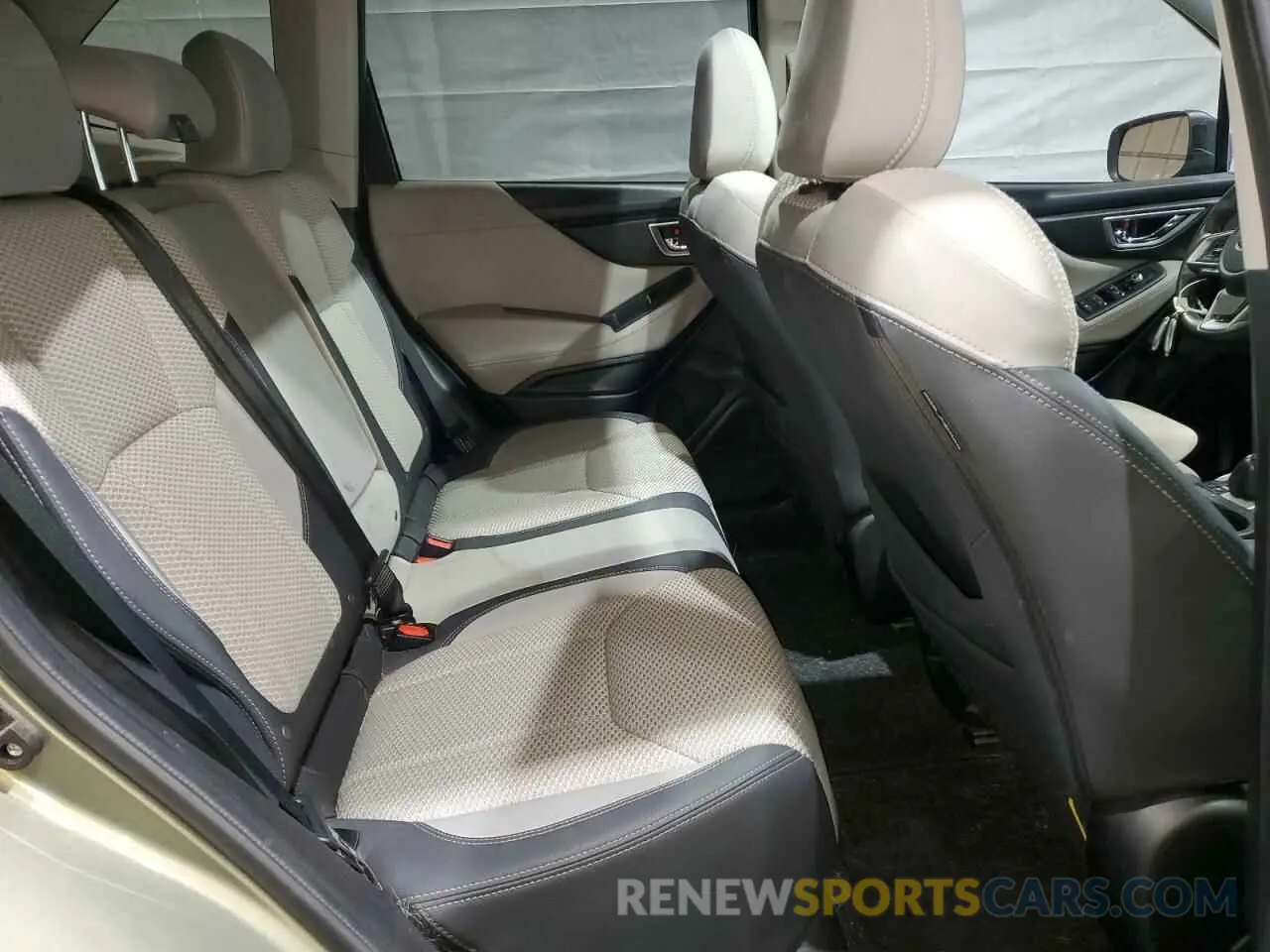 11 Photograph of a damaged car JF2SKAGC0KH475324 SUBARU FORESTER 2019