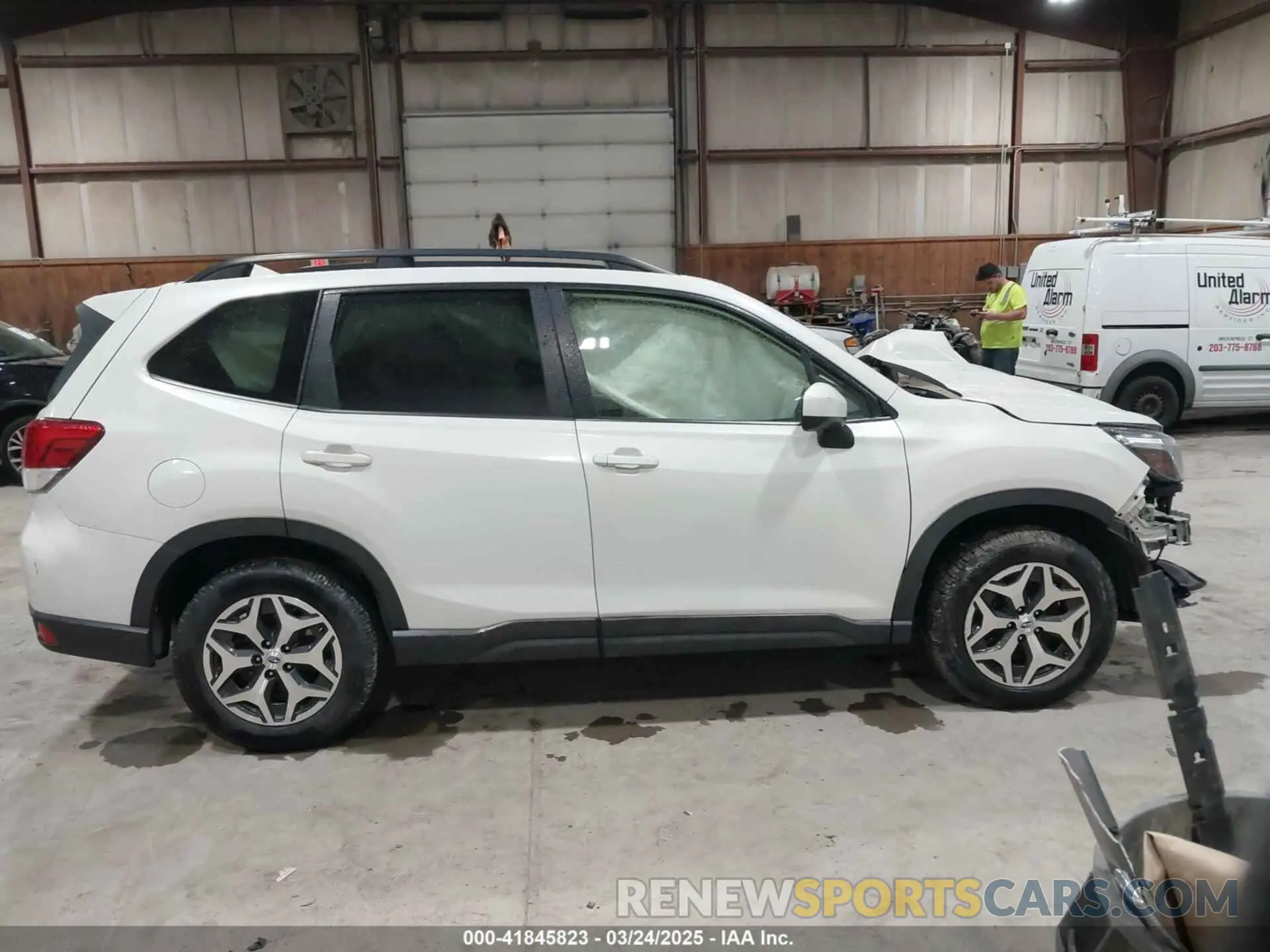 13 Photograph of a damaged car JF2SKAGC1KH459360 SUBARU FORESTER 2019