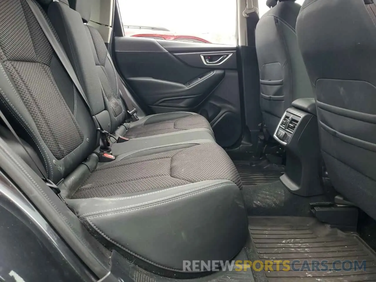 11 Photograph of a damaged car JF2SKAGC1KH582754 SUBARU FORESTER 2019