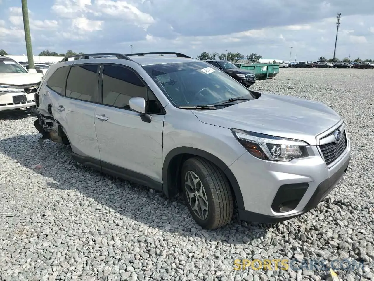 4 Photograph of a damaged car JF2SKAGC3KH424836 SUBARU FORESTER 2019