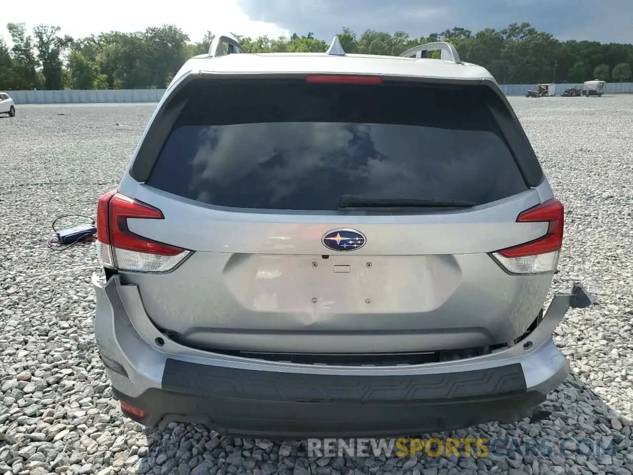 6 Photograph of a damaged car JF2SKAGC3KH424836 SUBARU FORESTER 2019