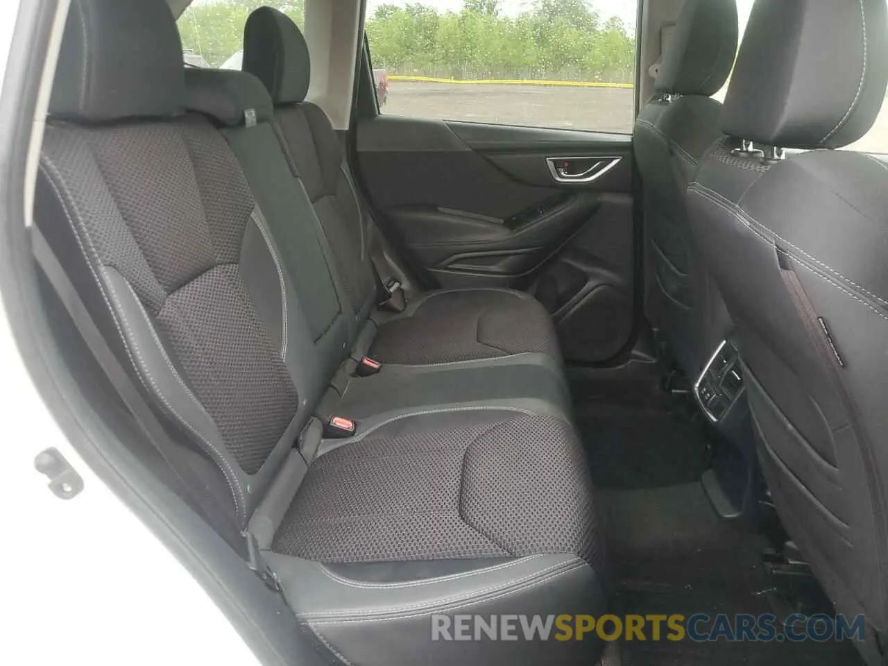 11 Photograph of a damaged car JF2SKAGC3KH462230 SUBARU FORESTER 2019