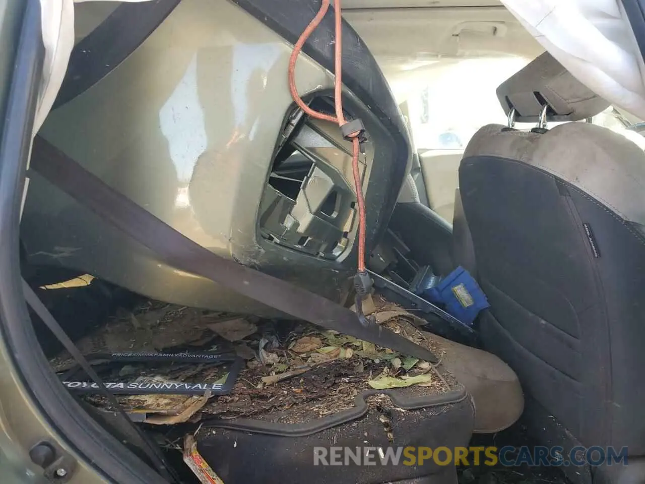 10 Photograph of a damaged car JF2SKAGC4KH518319 SUBARU FORESTER 2019