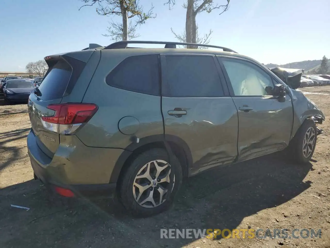 3 Photograph of a damaged car JF2SKAGC4KH518319 SUBARU FORESTER 2019