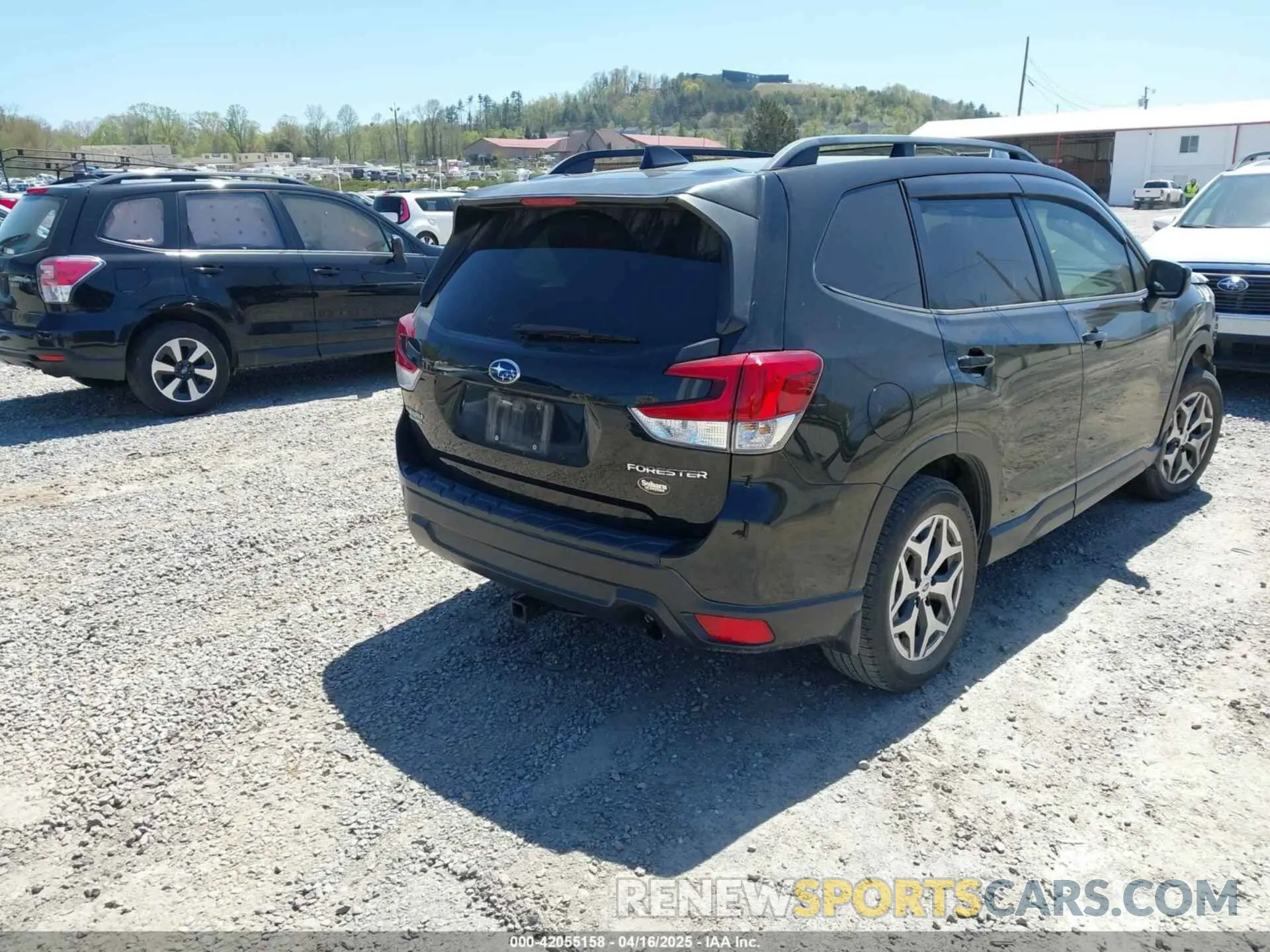 4 Photograph of a damaged car JF2SKAGC4KH595823 SUBARU FORESTER 2019