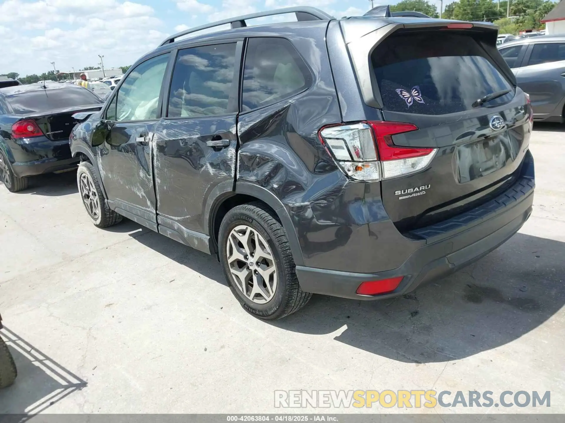 3 Photograph of a damaged car JF2SKAGC5KH449320 SUBARU FORESTER 2019