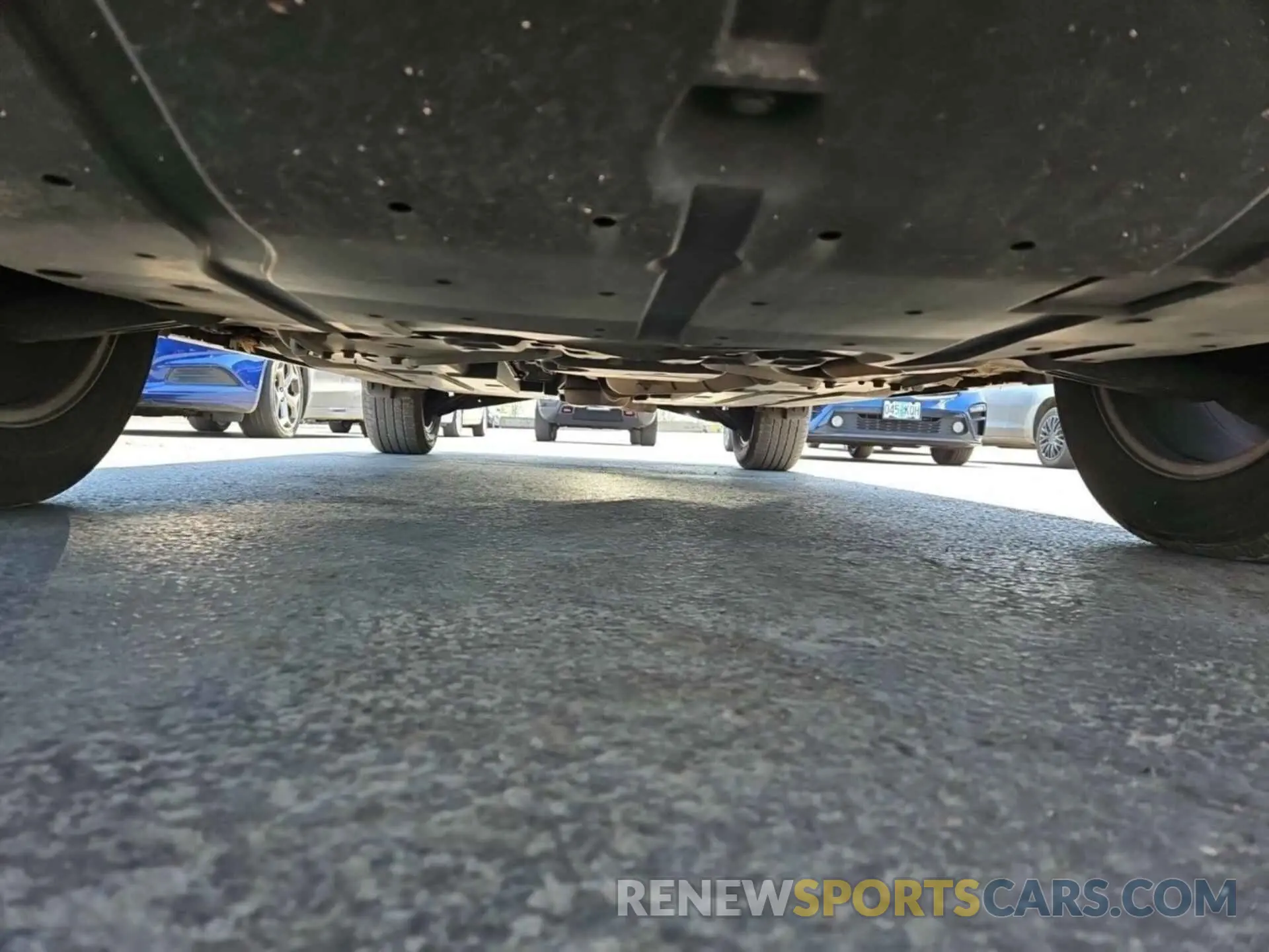 18 Photograph of a damaged car JF2SKAGC5KH566542 SUBARU FORESTER 2019