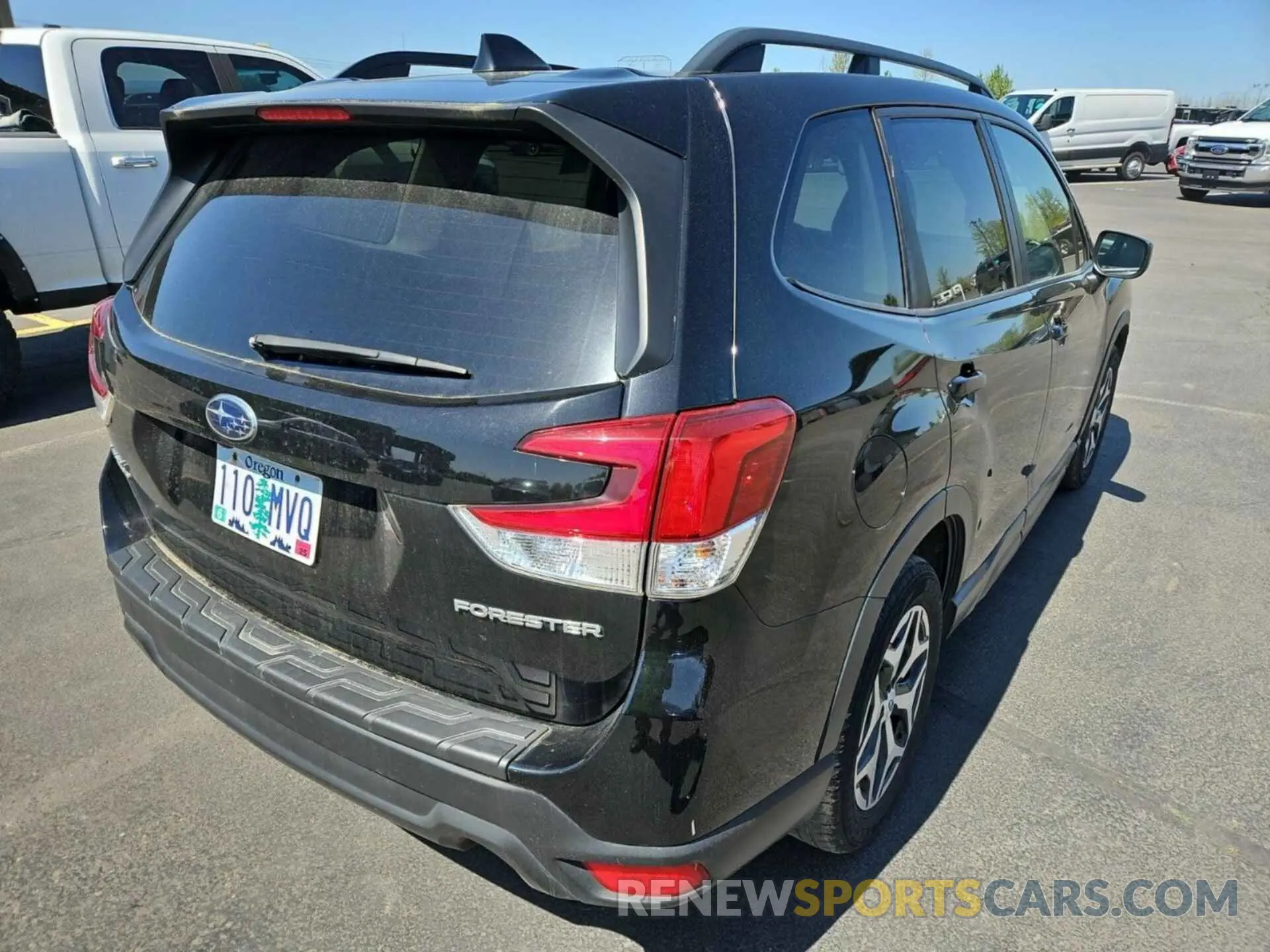 3 Photograph of a damaged car JF2SKAGC5KH566542 SUBARU FORESTER 2019