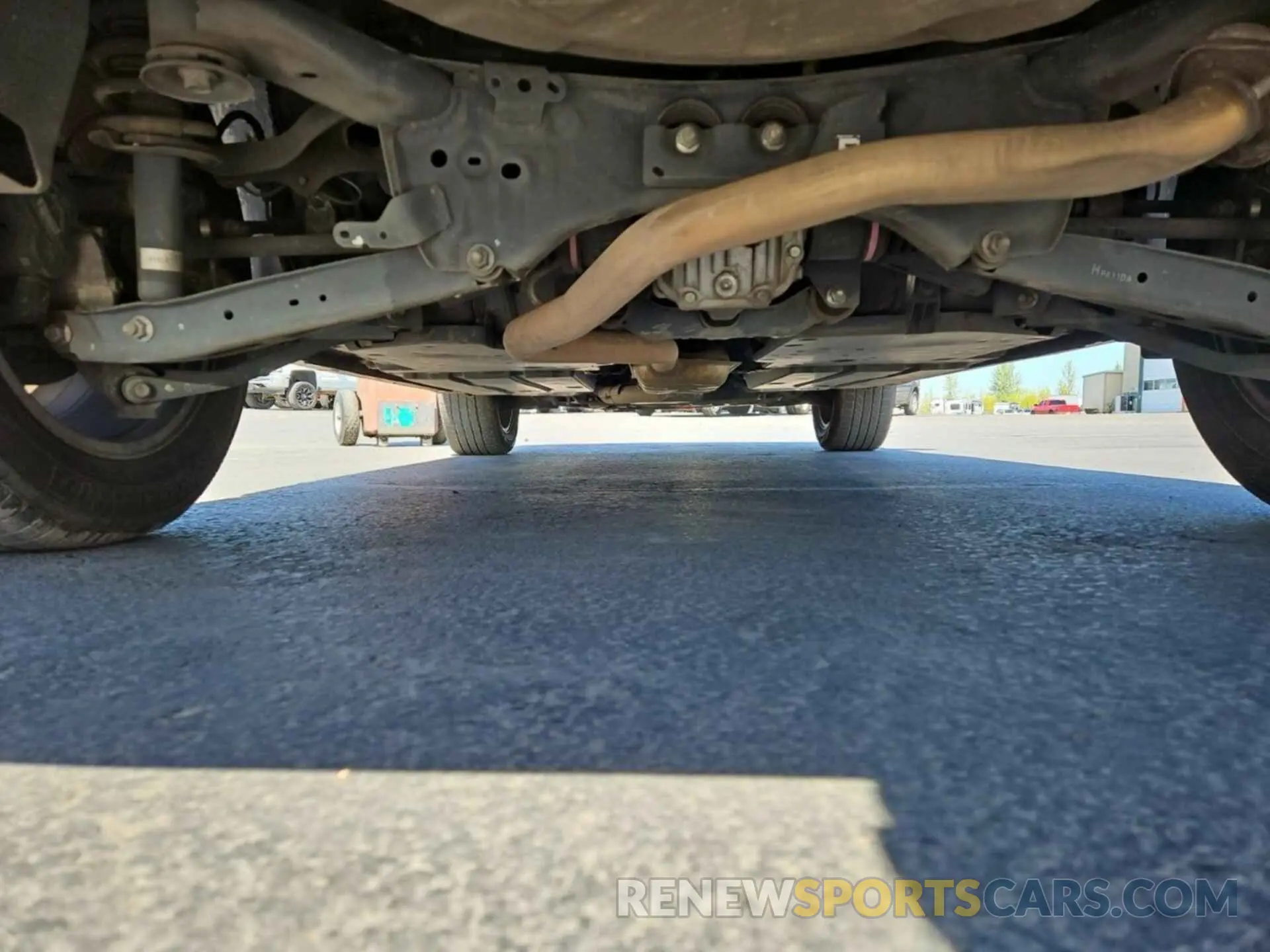 32 Photograph of a damaged car JF2SKAGC5KH566542 SUBARU FORESTER 2019