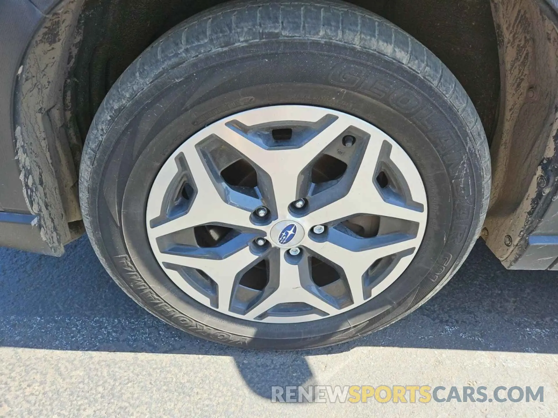 35 Photograph of a damaged car JF2SKAGC5KH566542 SUBARU FORESTER 2019