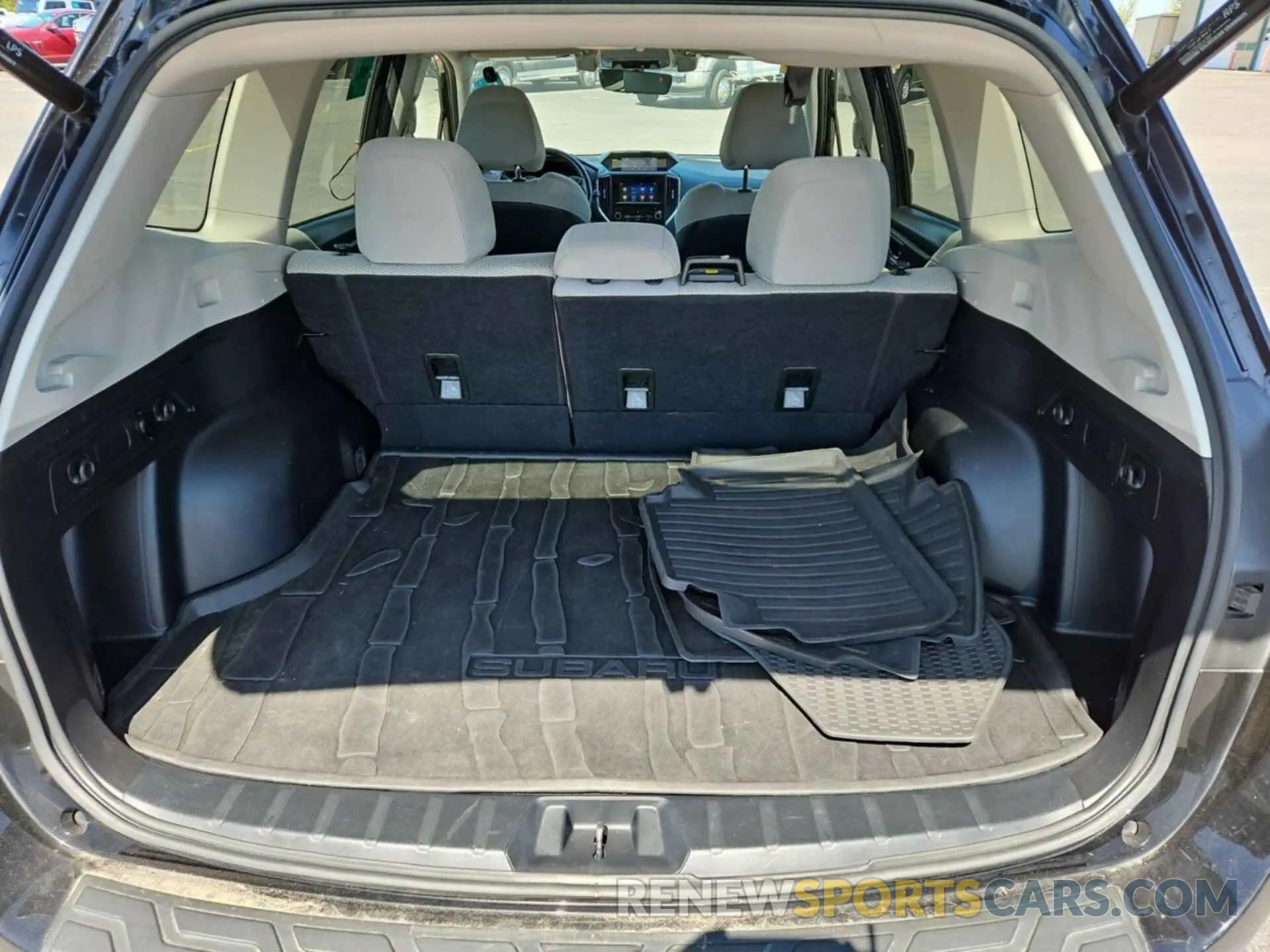 38 Photograph of a damaged car JF2SKAGC5KH566542 SUBARU FORESTER 2019