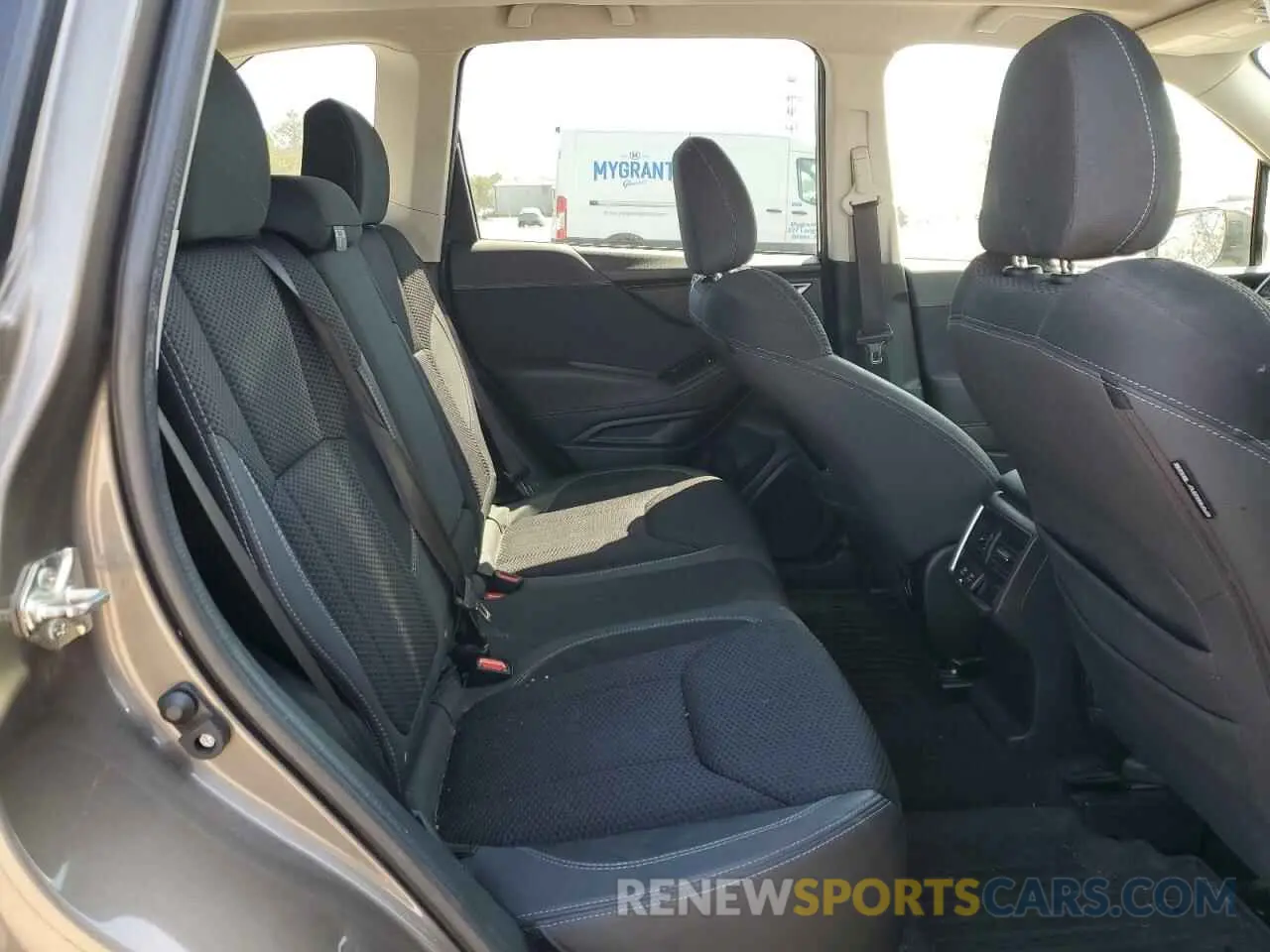 11 Photograph of a damaged car JF2SKAGC6KH501697 SUBARU FORESTER 2019