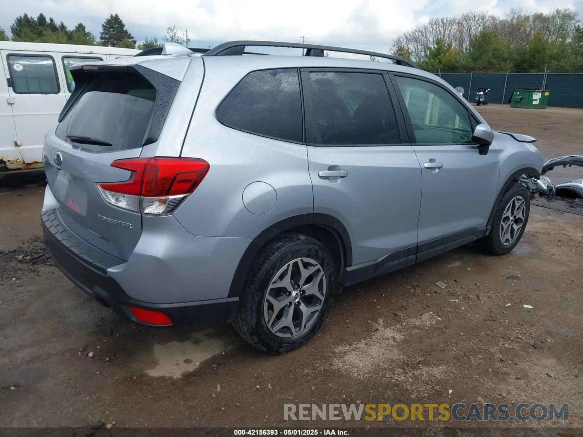 4 Photograph of a damaged car JF2SKAGC6KH573533 SUBARU FORESTER 2019