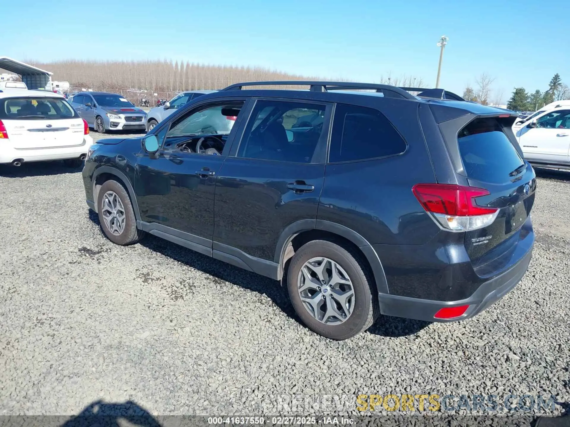 3 Photograph of a damaged car JF2SKAGC7KH409224 SUBARU FORESTER 2019