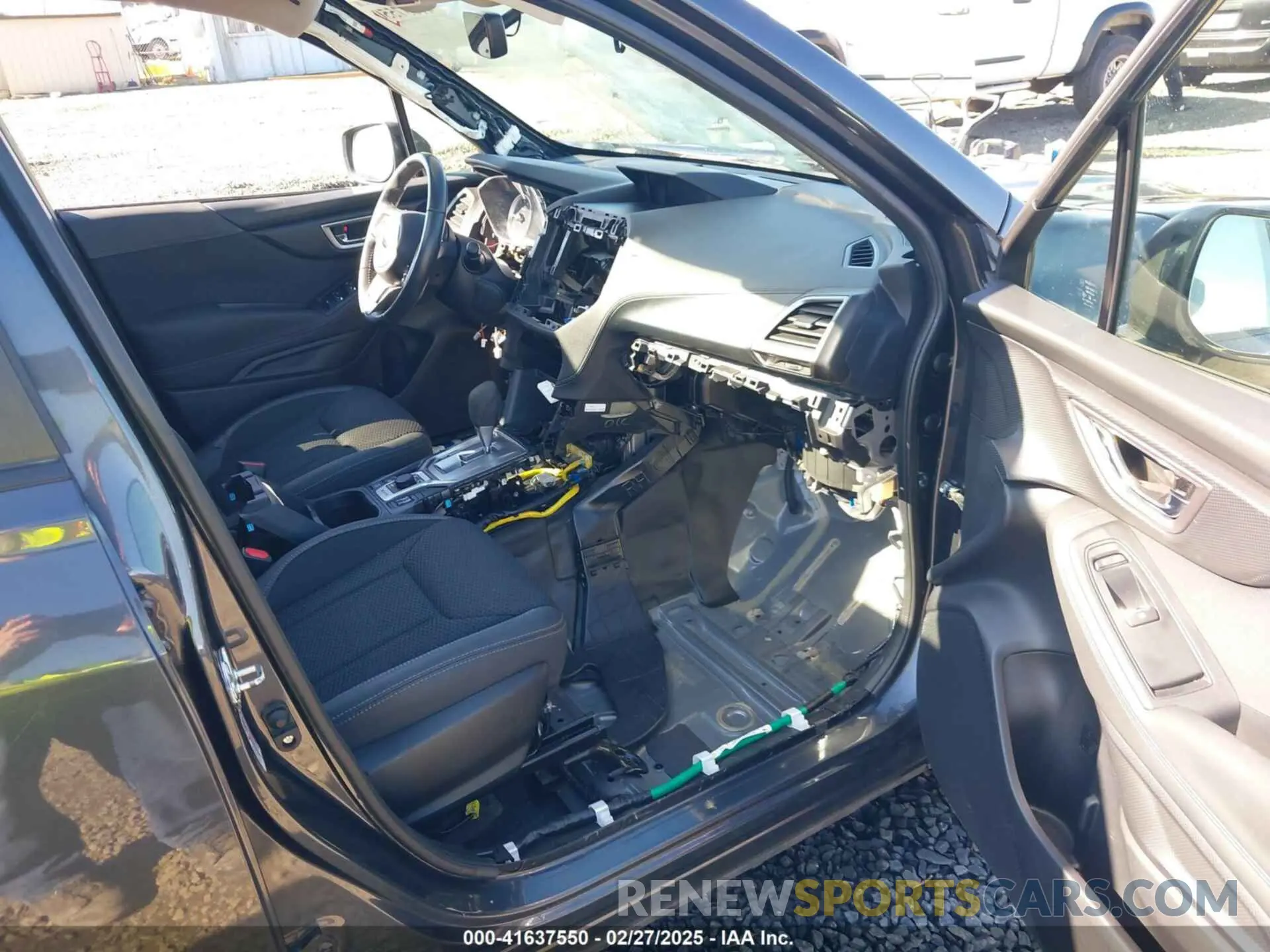 5 Photograph of a damaged car JF2SKAGC7KH409224 SUBARU FORESTER 2019