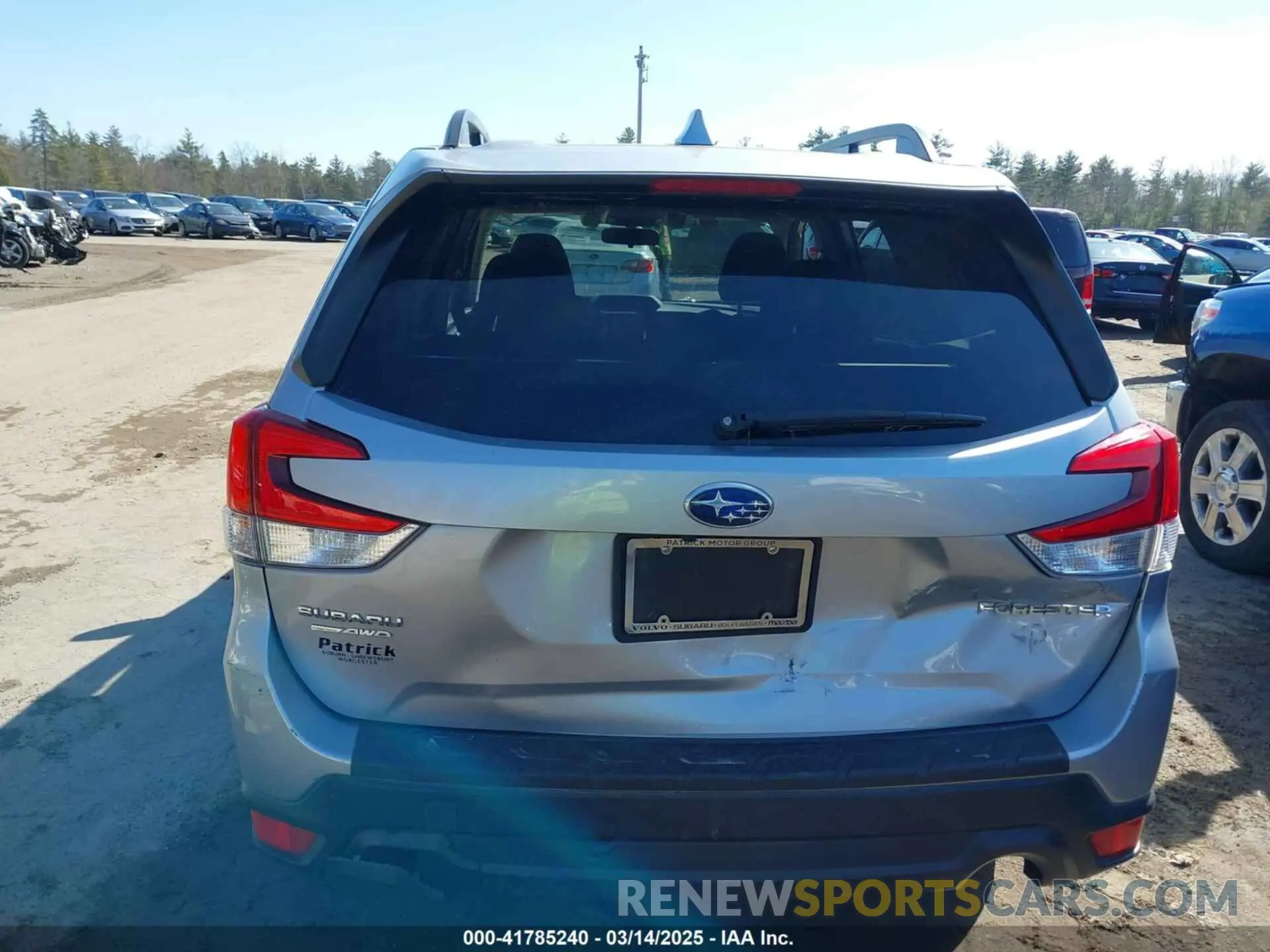 17 Photograph of a damaged car JF2SKAGC7KH494081 SUBARU FORESTER 2019