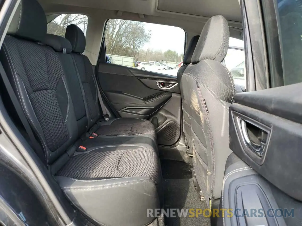10 Photograph of a damaged car JF2SKAGC9KH431144 SUBARU FORESTER 2019