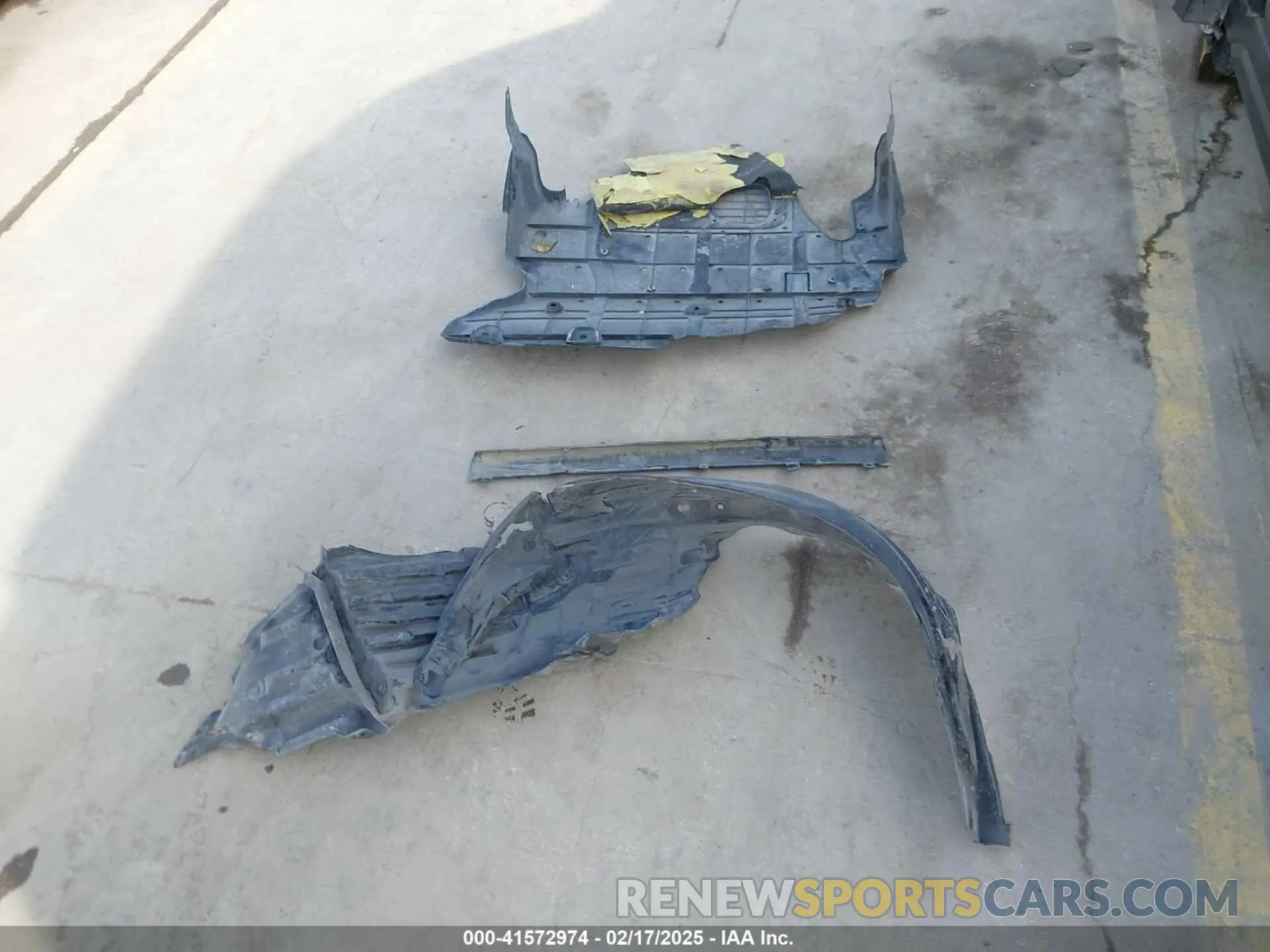12 Photograph of a damaged car JF2SKAGCXKH486072 SUBARU FORESTER 2019