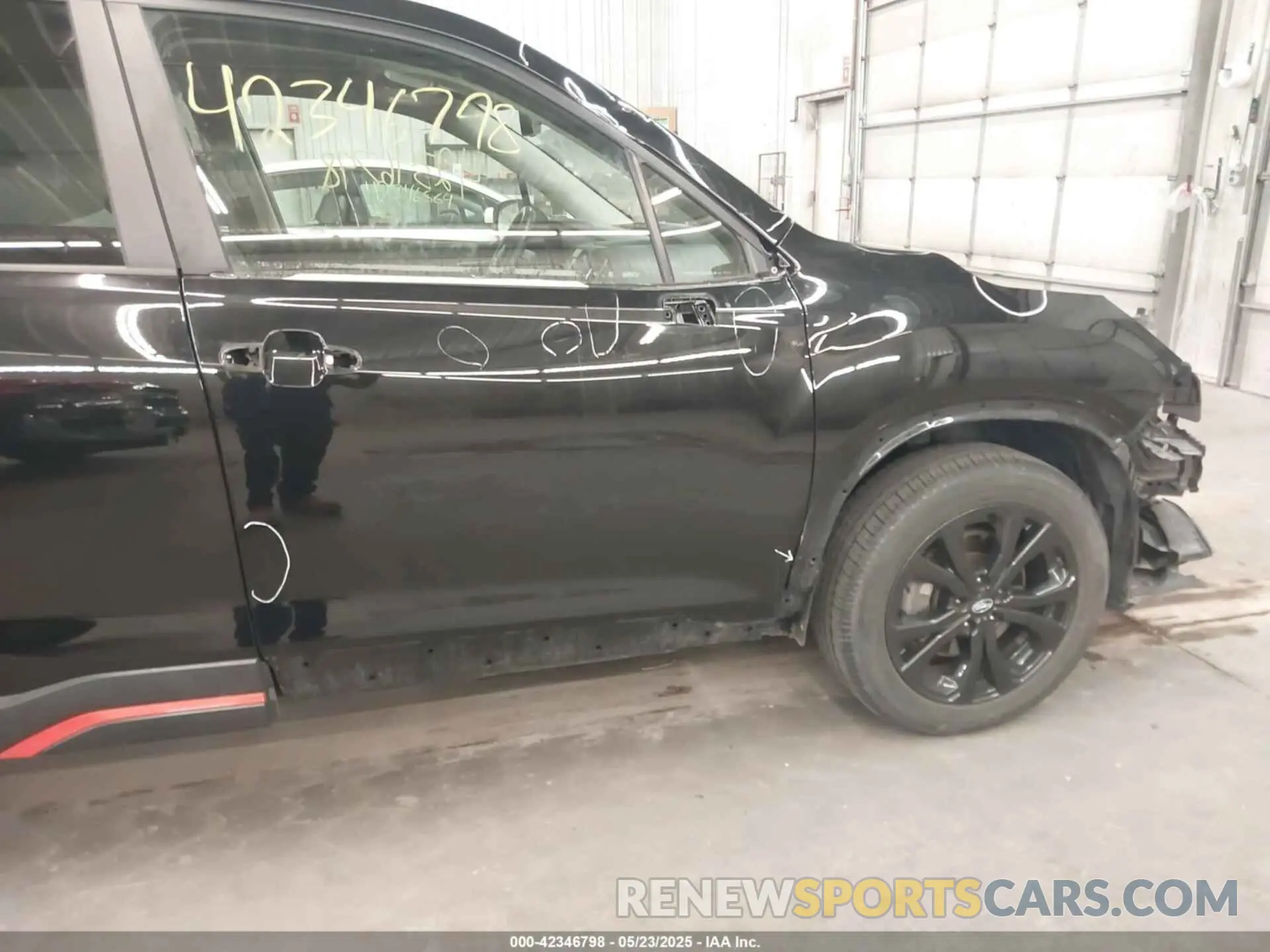 18 Photograph of a damaged car JF2SKAJC5KH486201 SUBARU FORESTER 2019