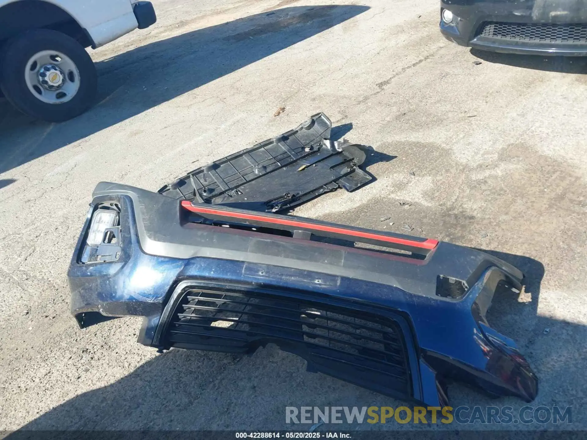 12 Photograph of a damaged car JF2SKAPC9KH441429 SUBARU FORESTER 2019