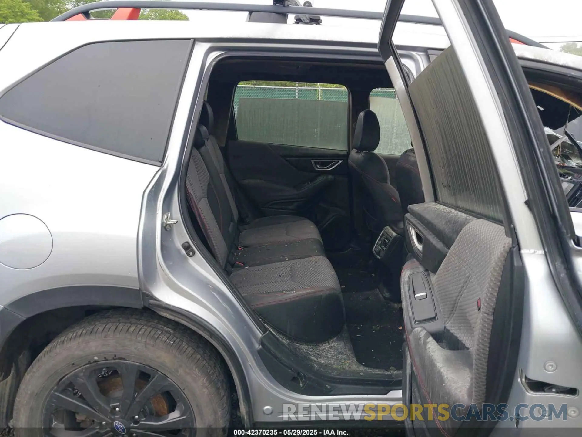 8 Photograph of a damaged car JF2SKAPCXKH437406 SUBARU FORESTER 2019