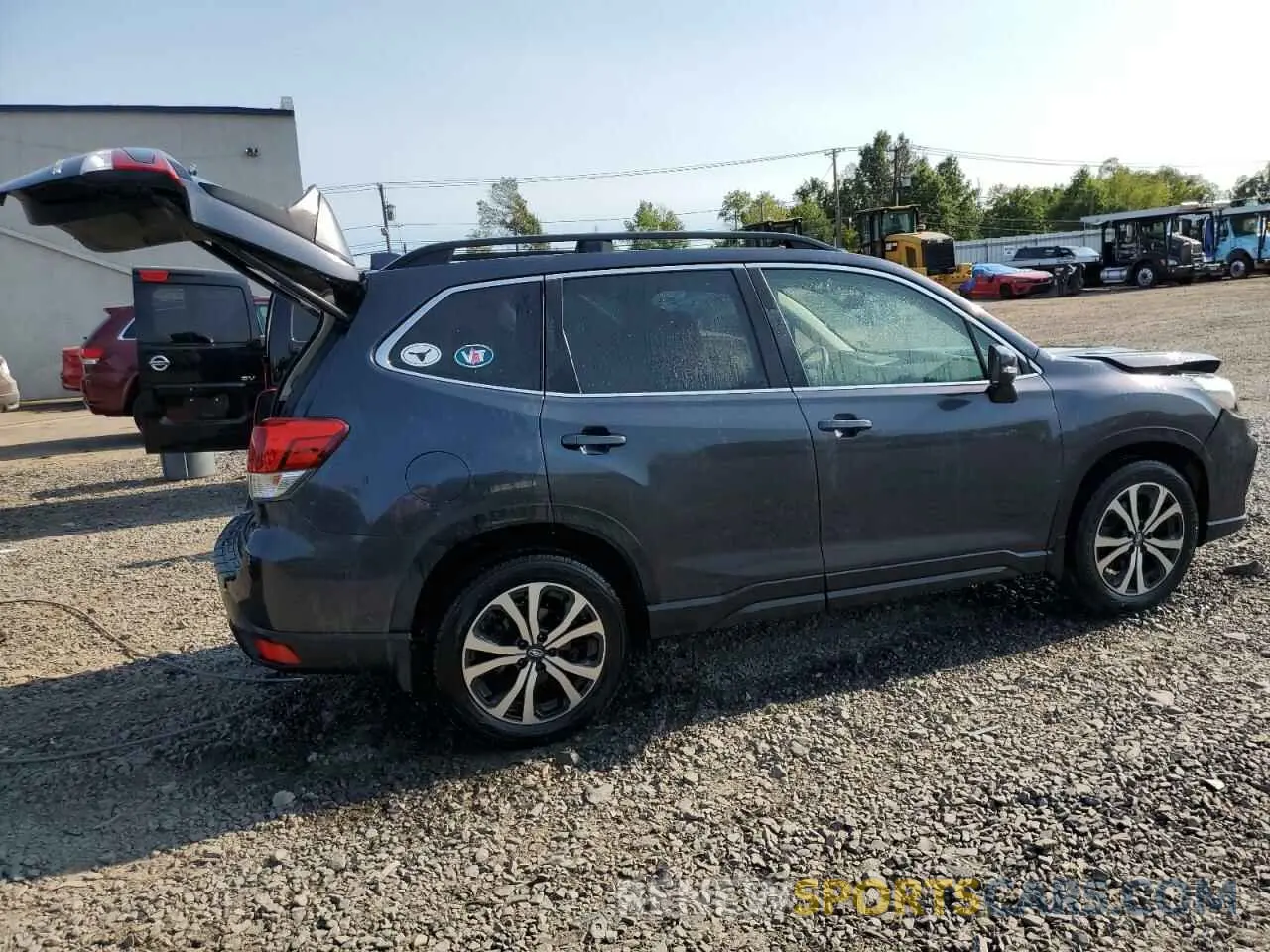 3 Photograph of a damaged car JF2SKASC0KH582977 SUBARU FORESTER 2019