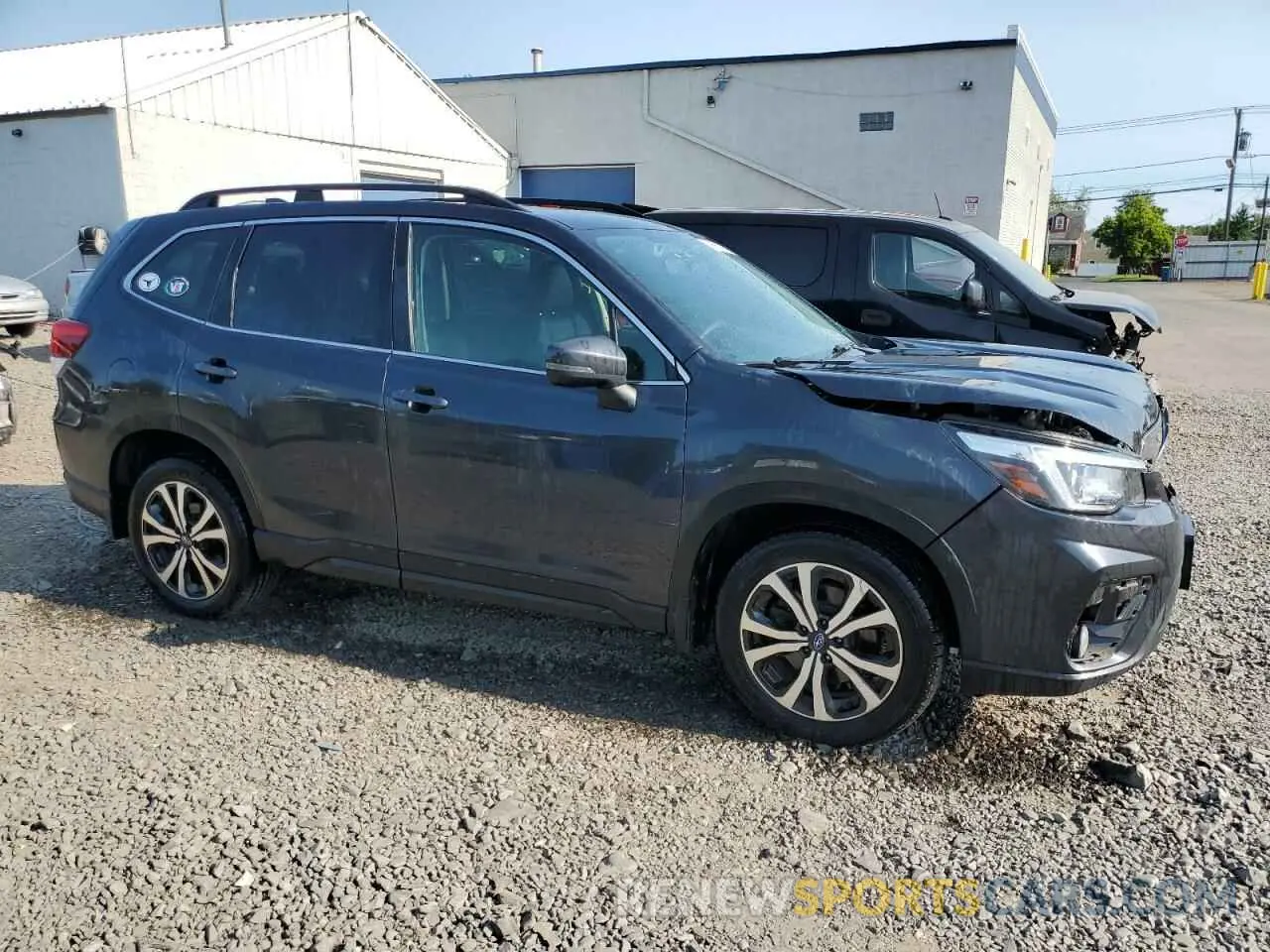 4 Photograph of a damaged car JF2SKASC0KH582977 SUBARU FORESTER 2019