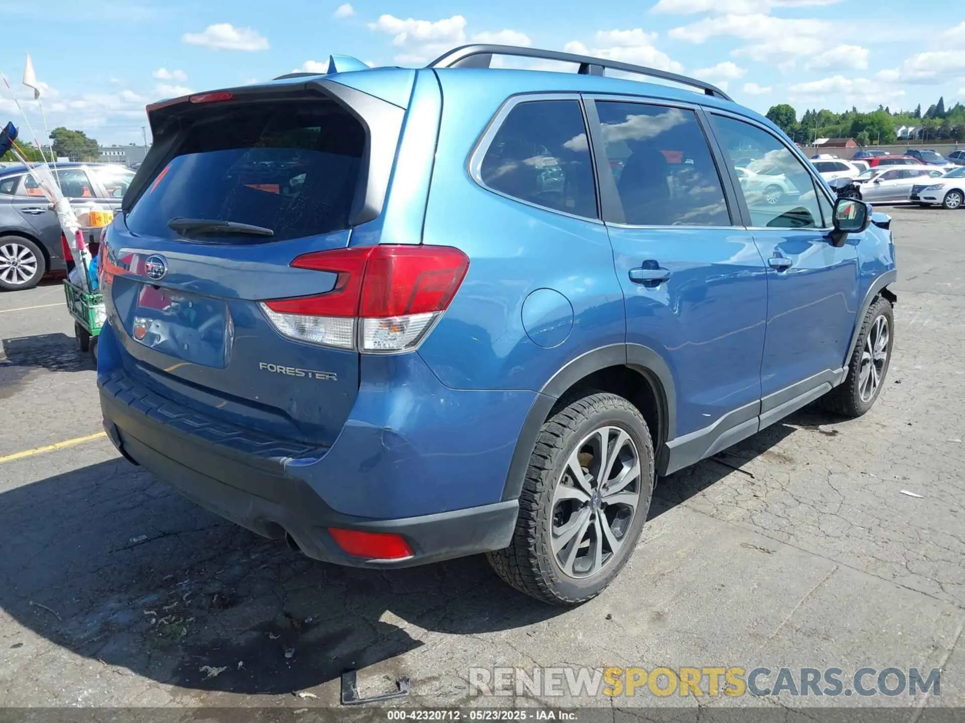 4 Photograph of a damaged car JF2SKASC5KH560361 SUBARU FORESTER 2019