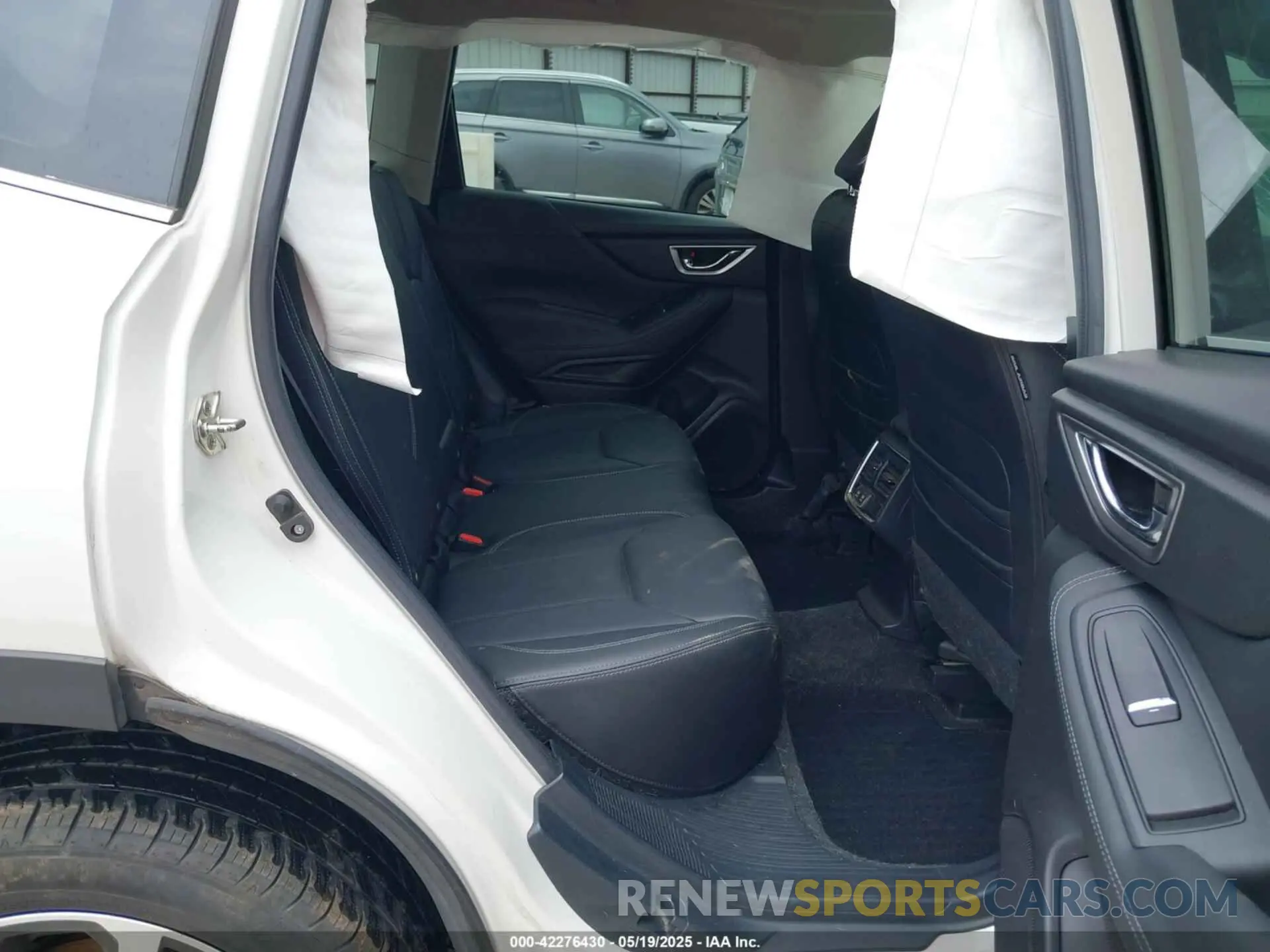 8 Photograph of a damaged car JF2SKASCXKH548464 SUBARU FORESTER 2019