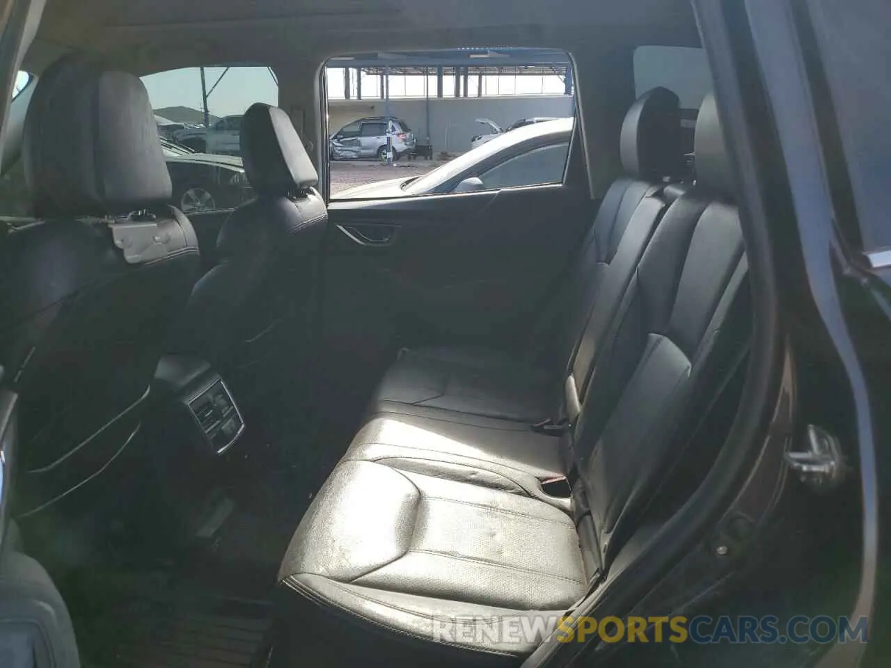 11 Photograph of a damaged car JF2SKAUC0KH463064 SUBARU FORESTER 2019