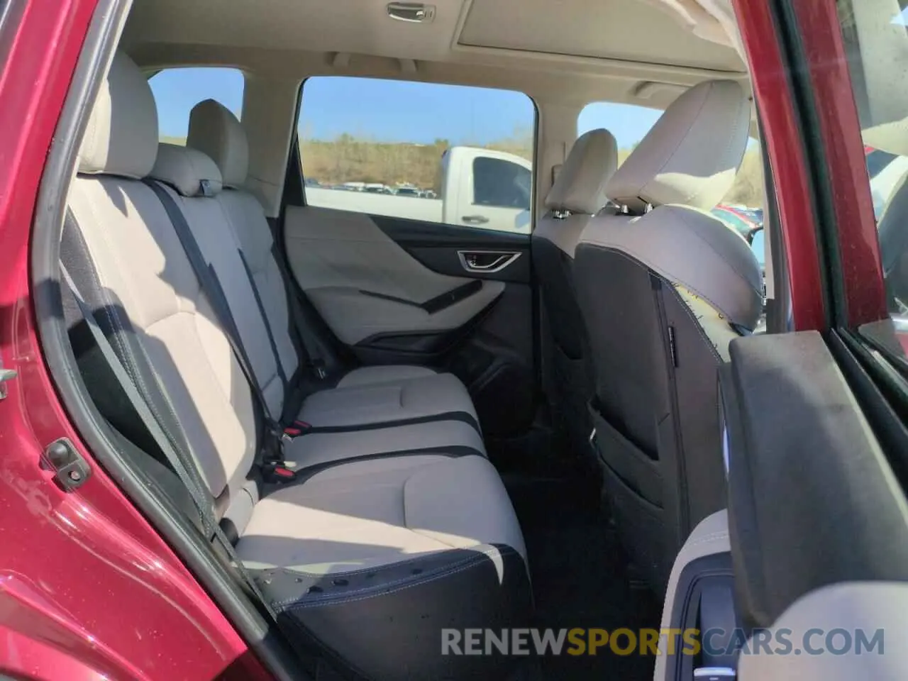 11 Photograph of a damaged car JF2SKAUC1KH517682 SUBARU FORESTER 2019