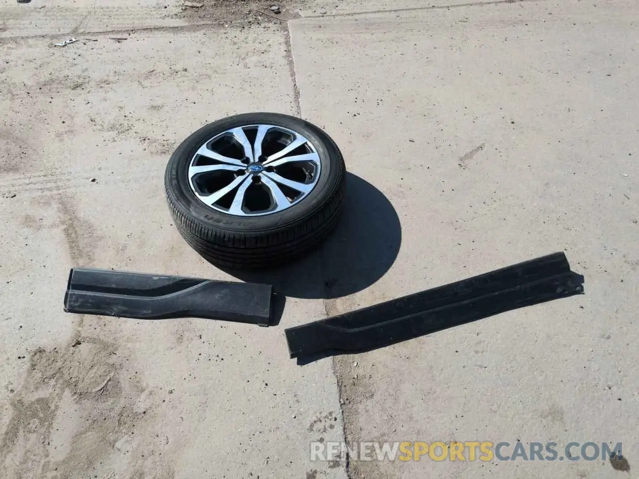 13 Photograph of a damaged car JF2SKAUC1KH517682 SUBARU FORESTER 2019