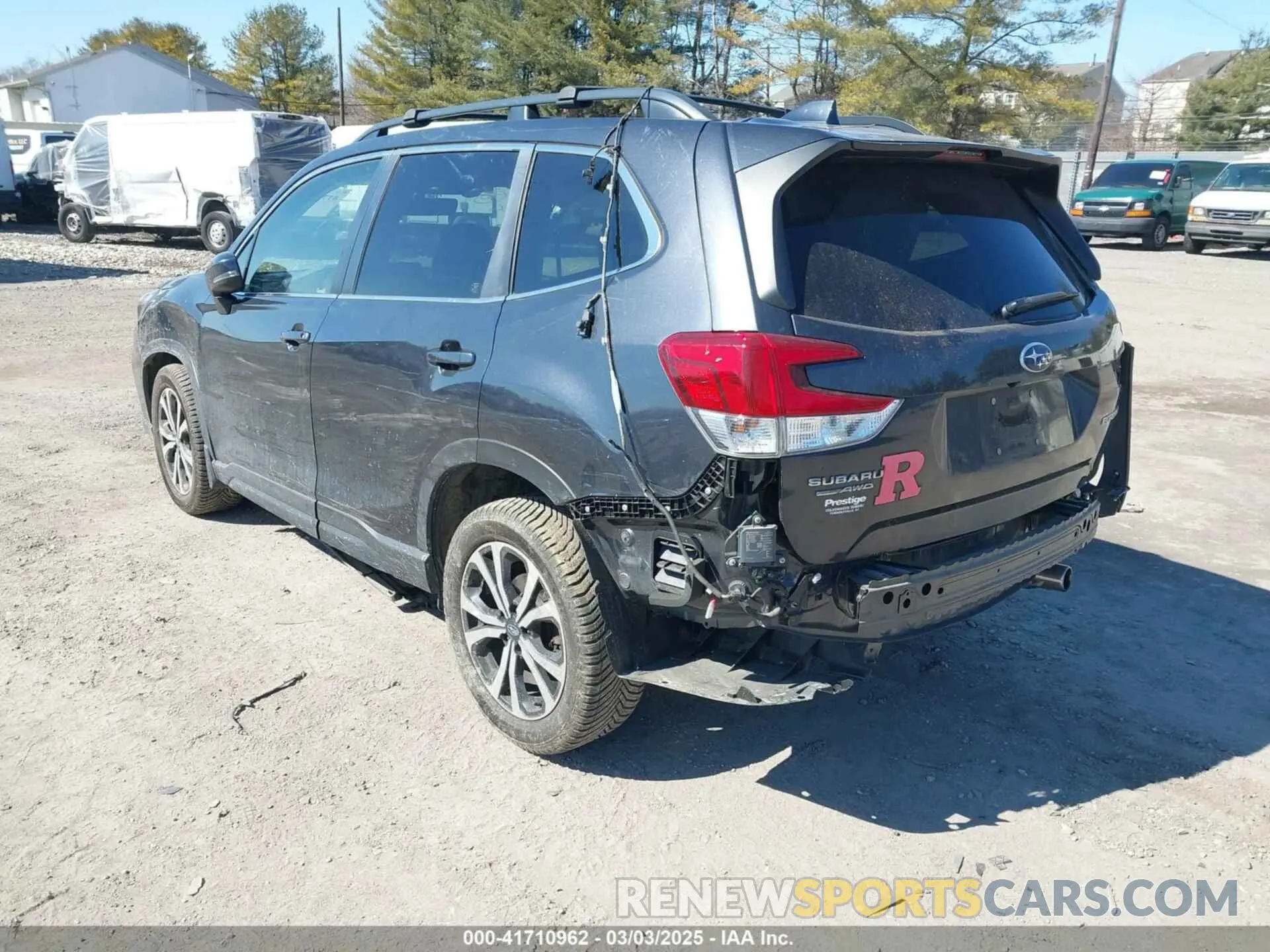 3 Photograph of a damaged car JF2SKAUC1KH583794 SUBARU FORESTER 2019