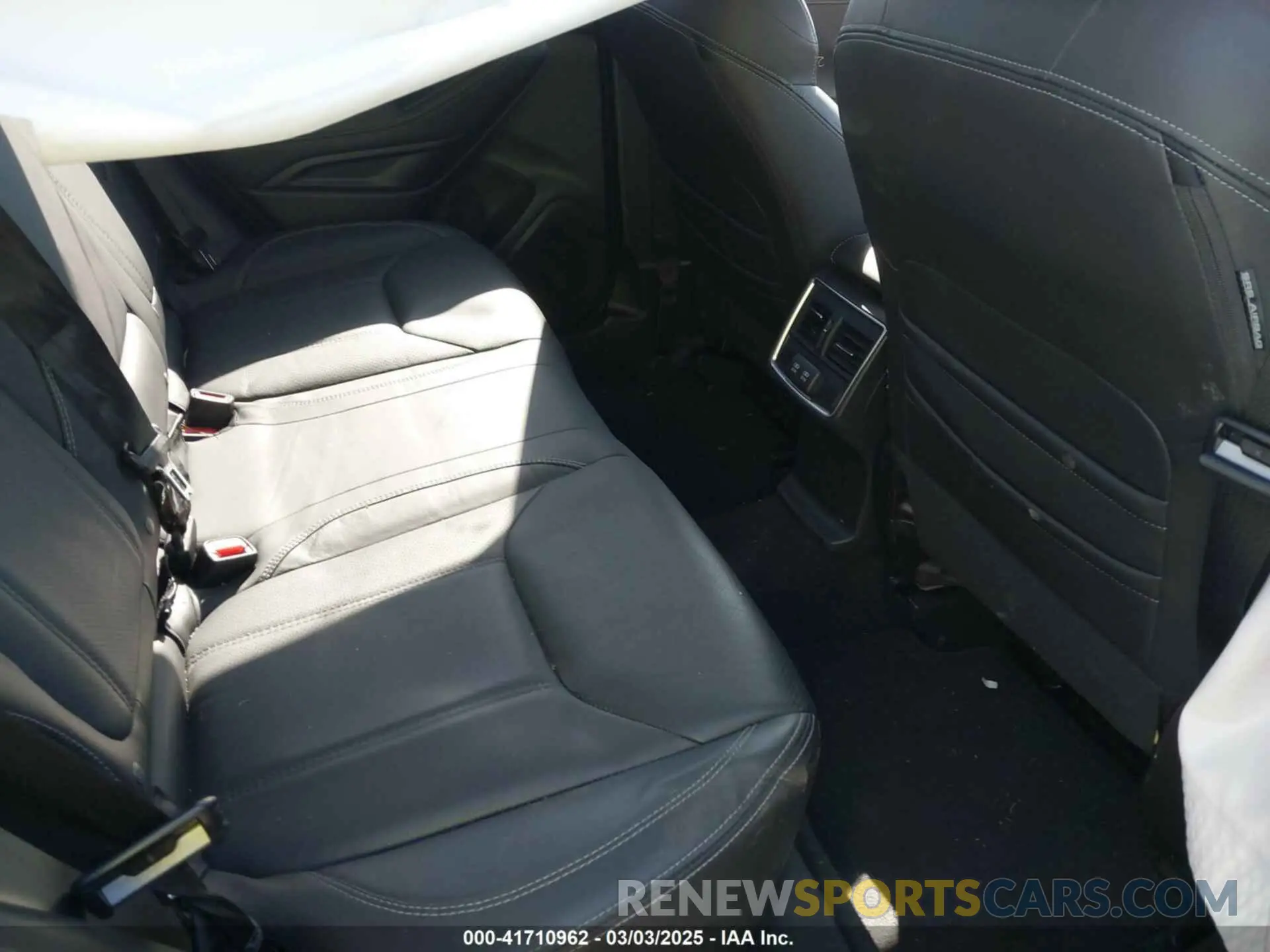 8 Photograph of a damaged car JF2SKAUC1KH583794 SUBARU FORESTER 2019
