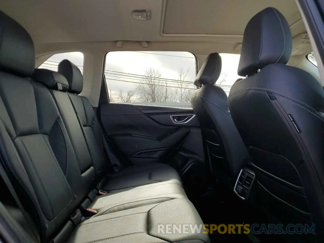 11 Photograph of a damaged car JF2SKAUC3KH444993 SUBARU FORESTER 2019