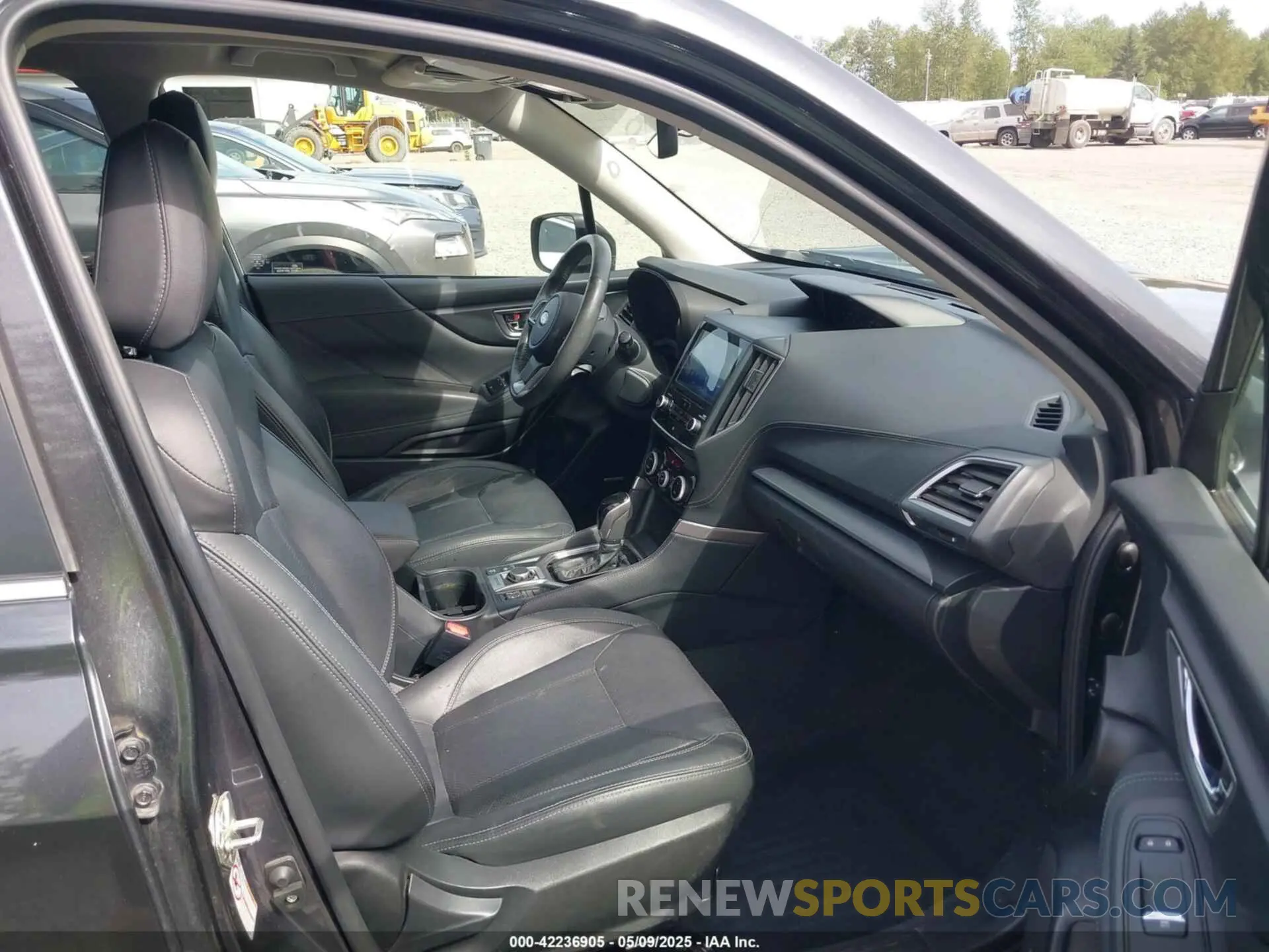 5 Photograph of a damaged car JF2SKAUC3KH526058 SUBARU FORESTER 2019