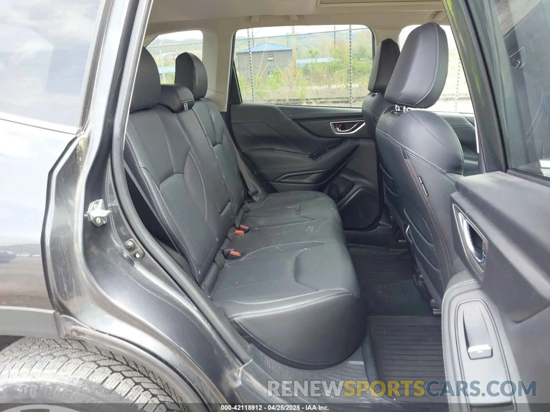 8 Photograph of a damaged car JF2SKAUC3KH555396 SUBARU FORESTER 2019